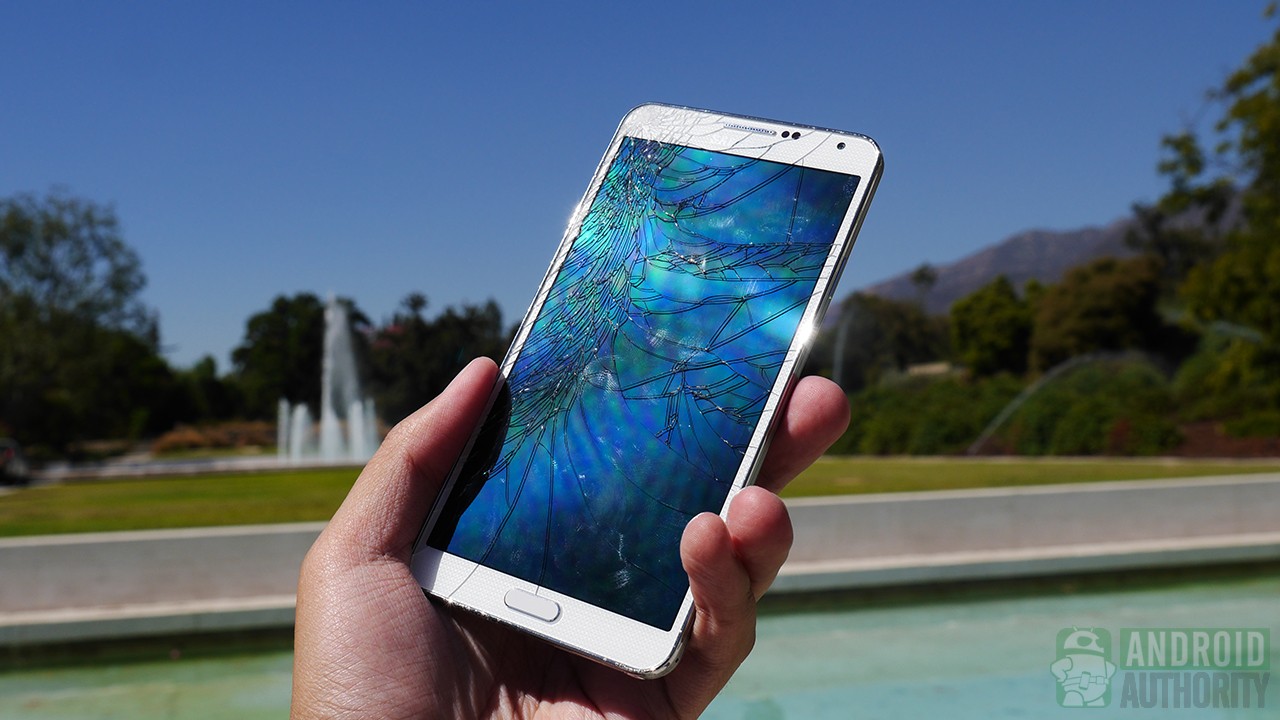 Samsung Galaxy Note 3 drop test cracked screen aa 4