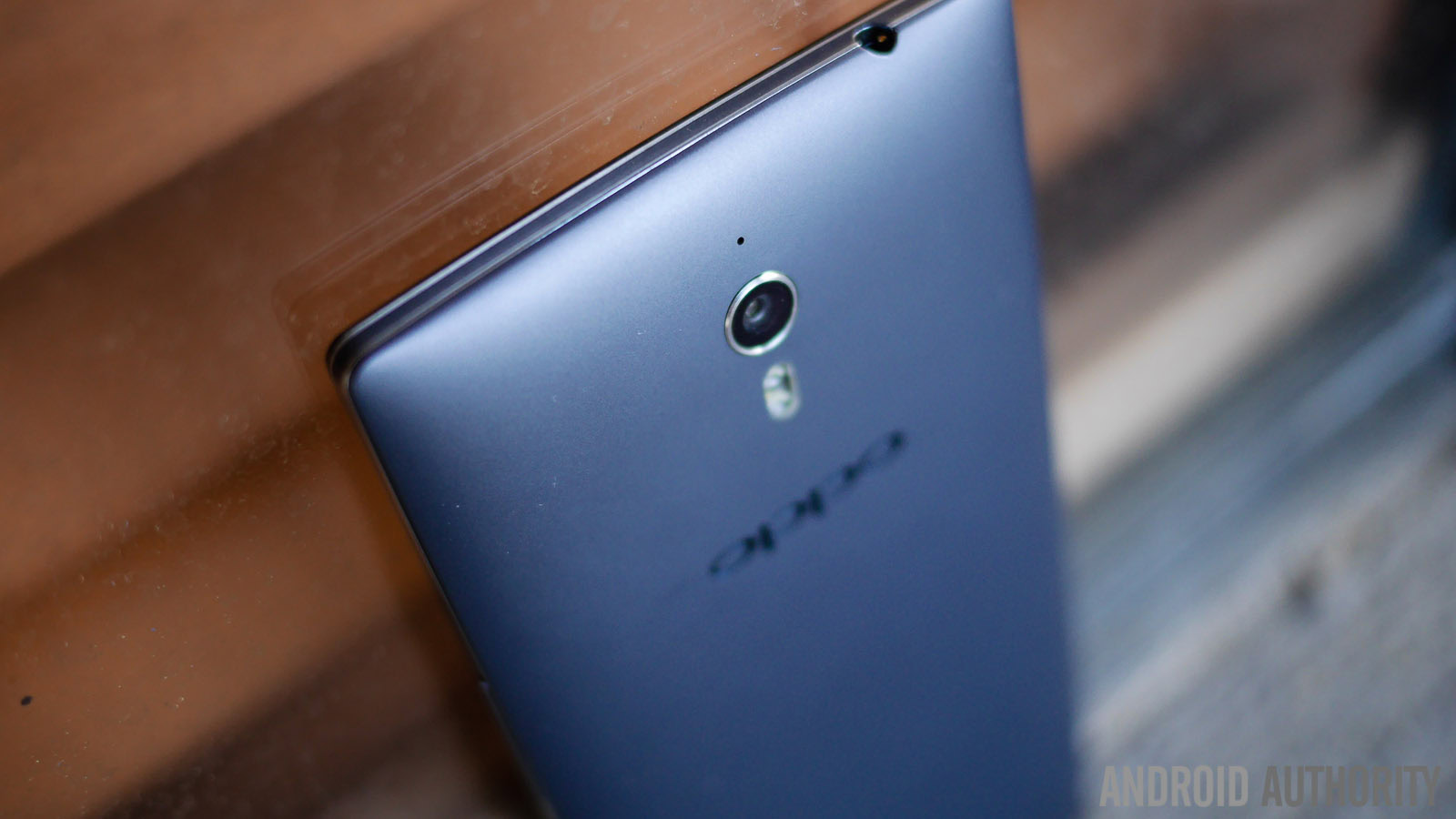 oppo find 7 7a unboxing first impressions (18 of 27)
