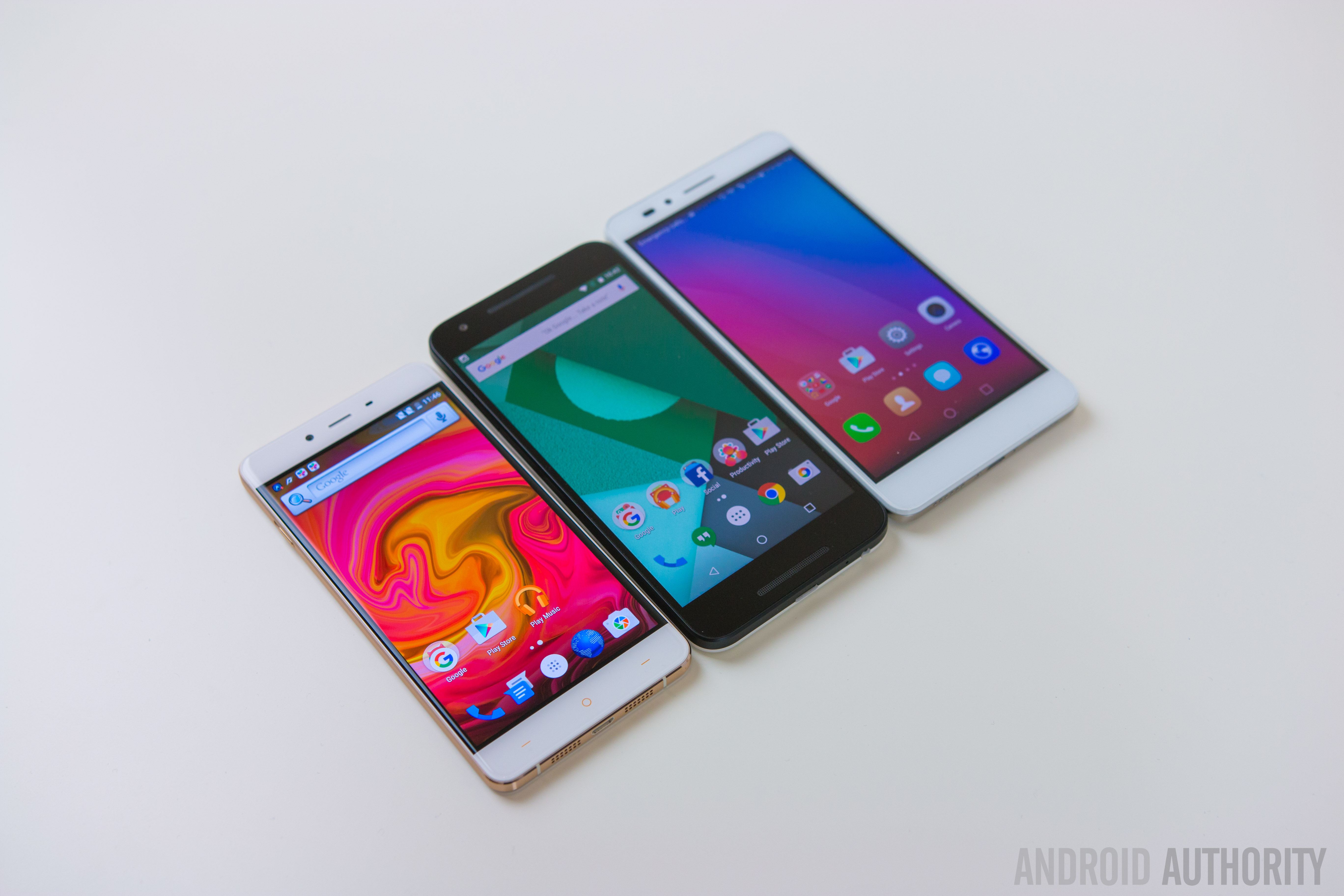 Honor 5X vs Nexus 5X vs OnePlus X-16