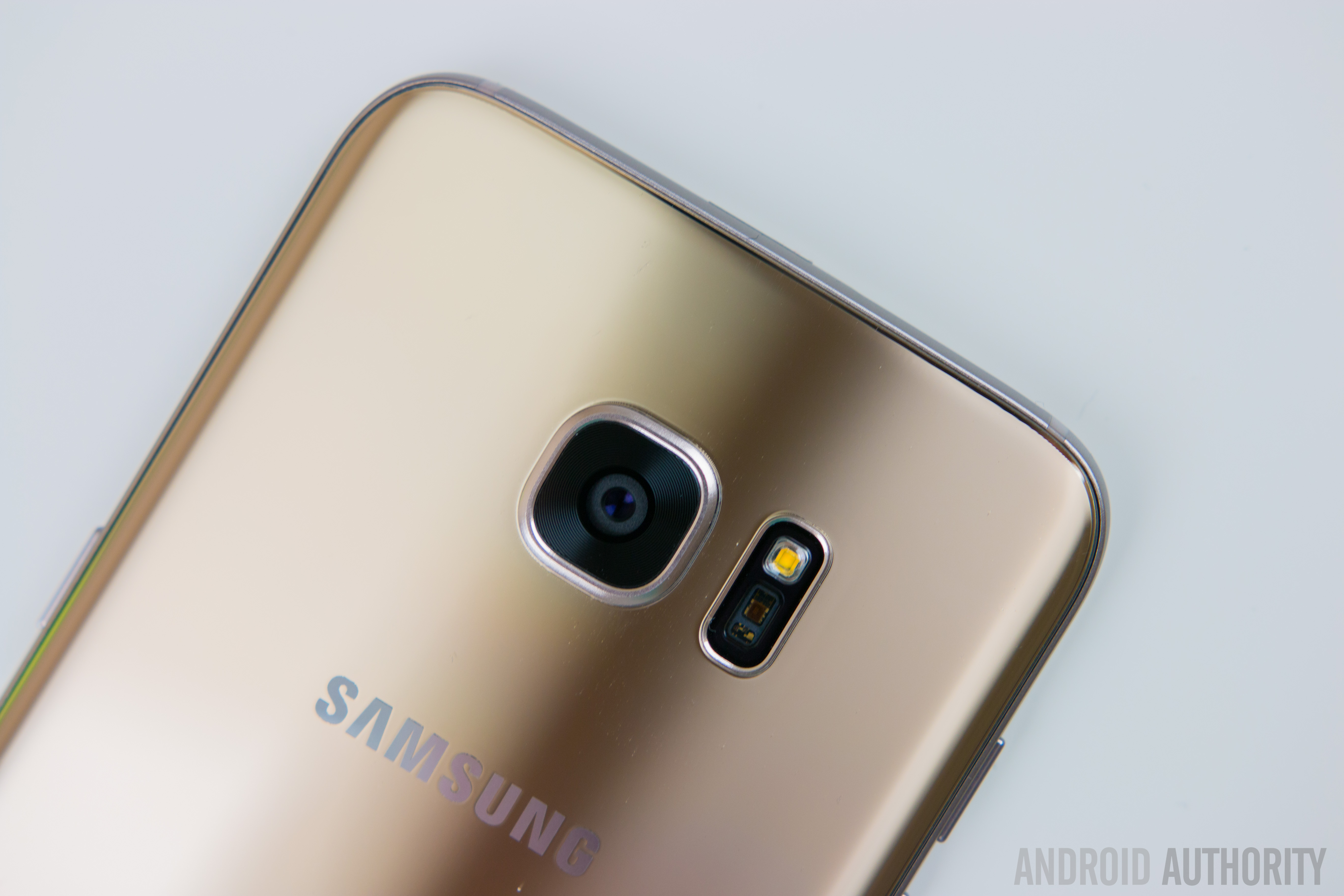 Samsung Galaxy S7 Edge photos-14