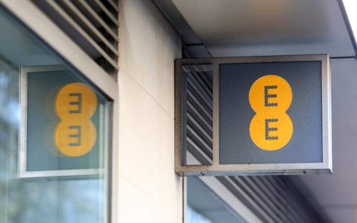 New Ee Max Plans Offer Free Eu Roaming And Bt Sport