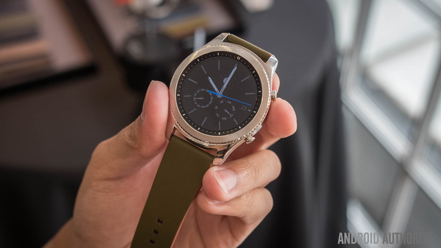 $70 off Samsung Gear S3 smartwatch 