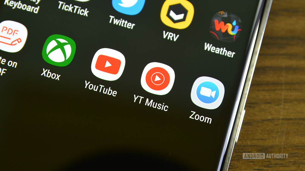 Start your morning right with Pandora, YouTube Music in Google Clock
