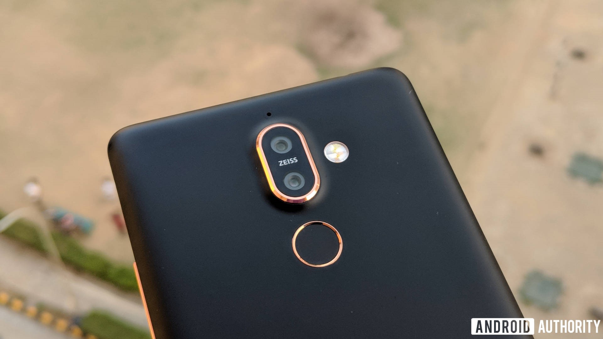 Nokia 7 plus camera and finger scanner