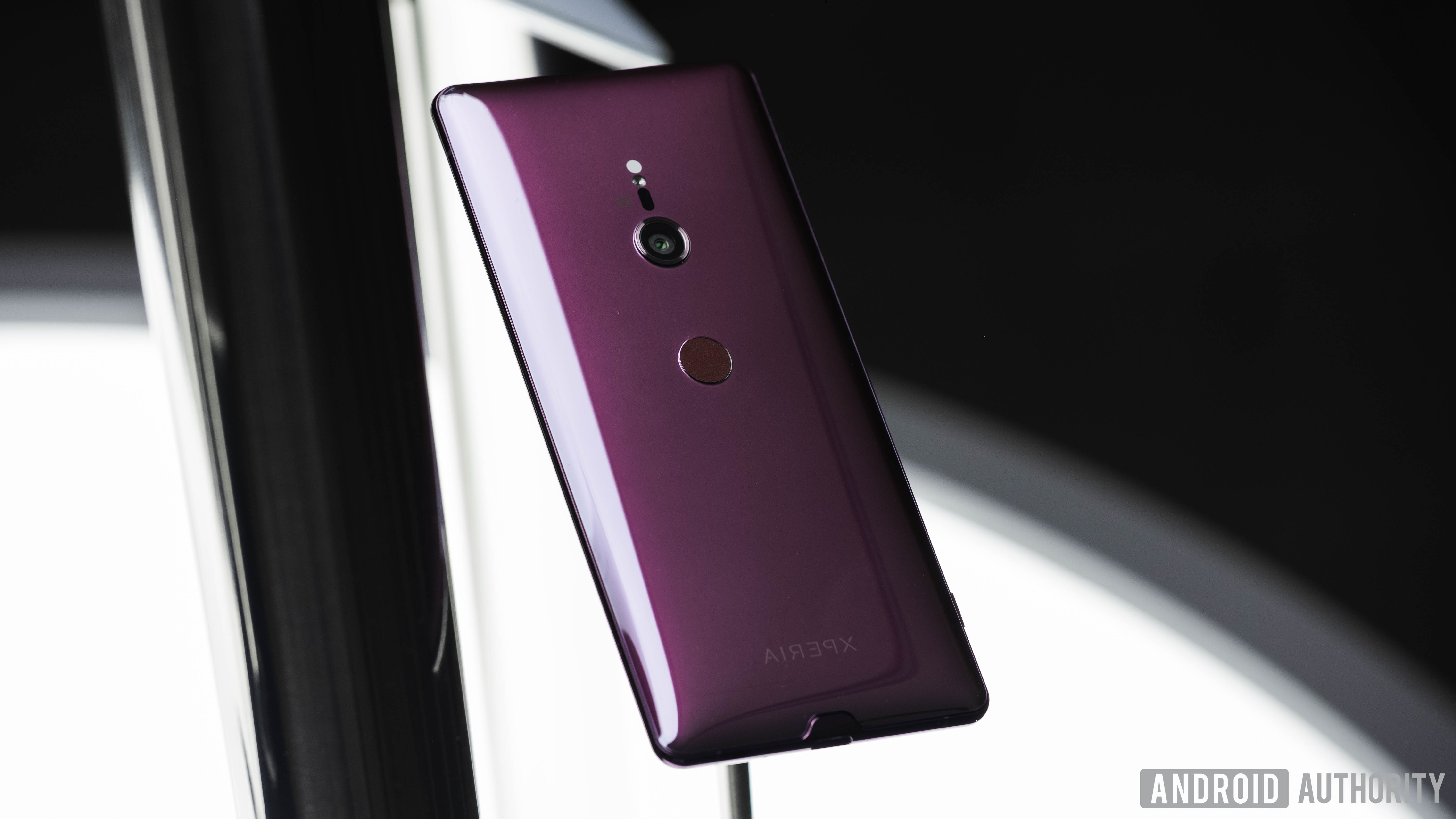 Sony Xperia XZ3 back side purple