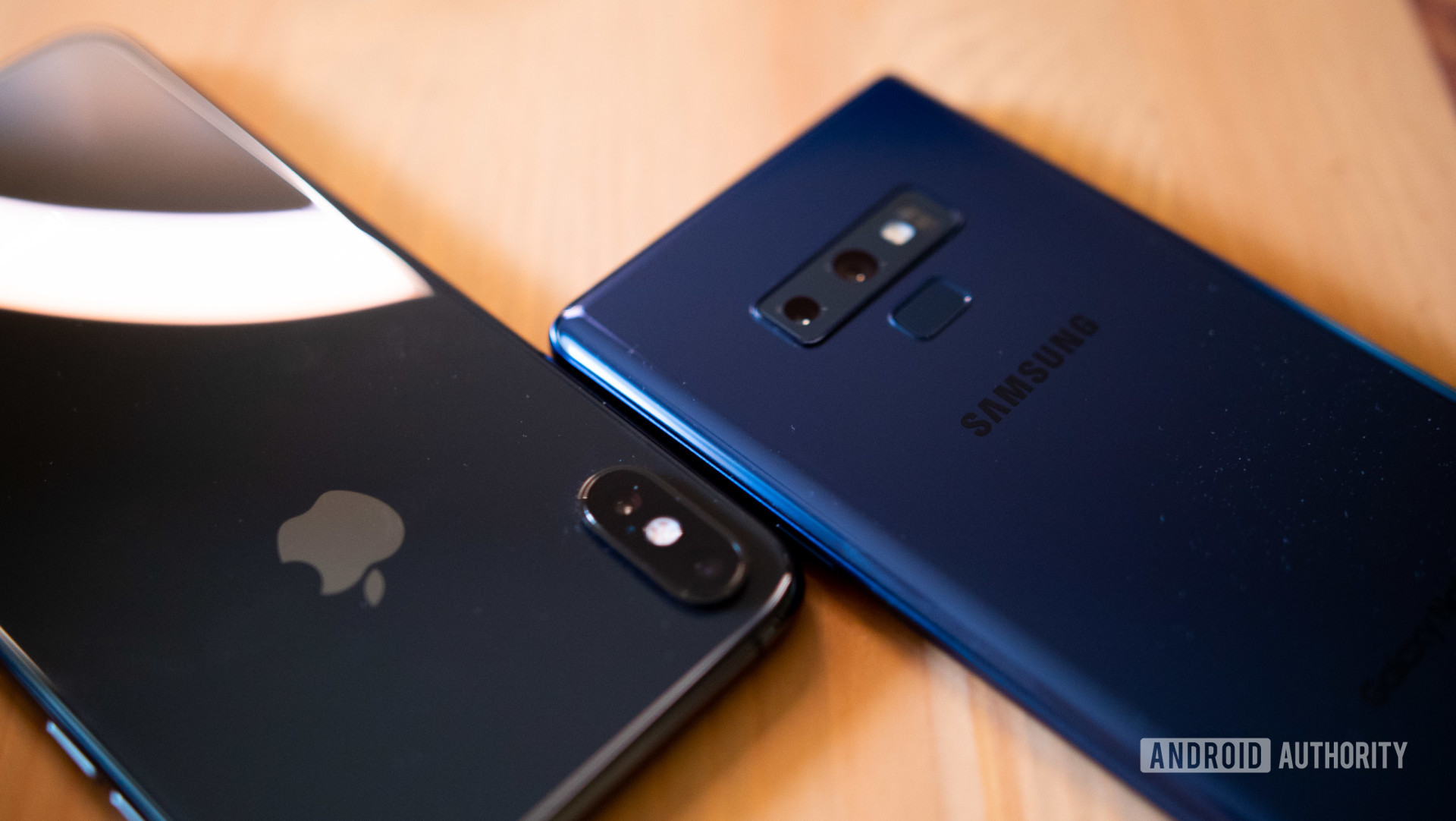 Samsung Galaxy Note 9 vs Apple iPhone XS Max-3