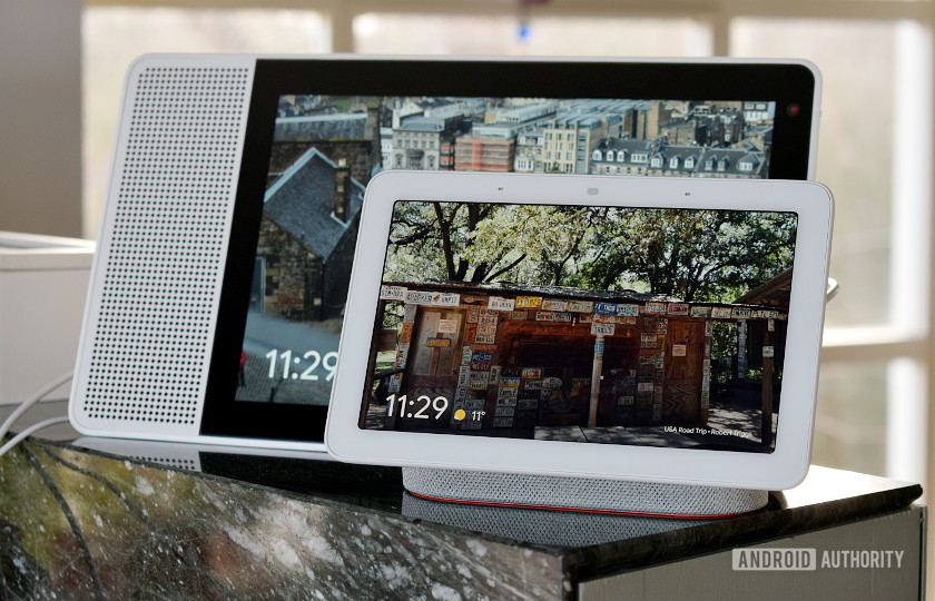 Google Home Hub vs Lenovo Smart Display 