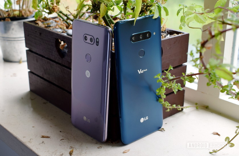 LG V40 vs LG V30 back of phones
