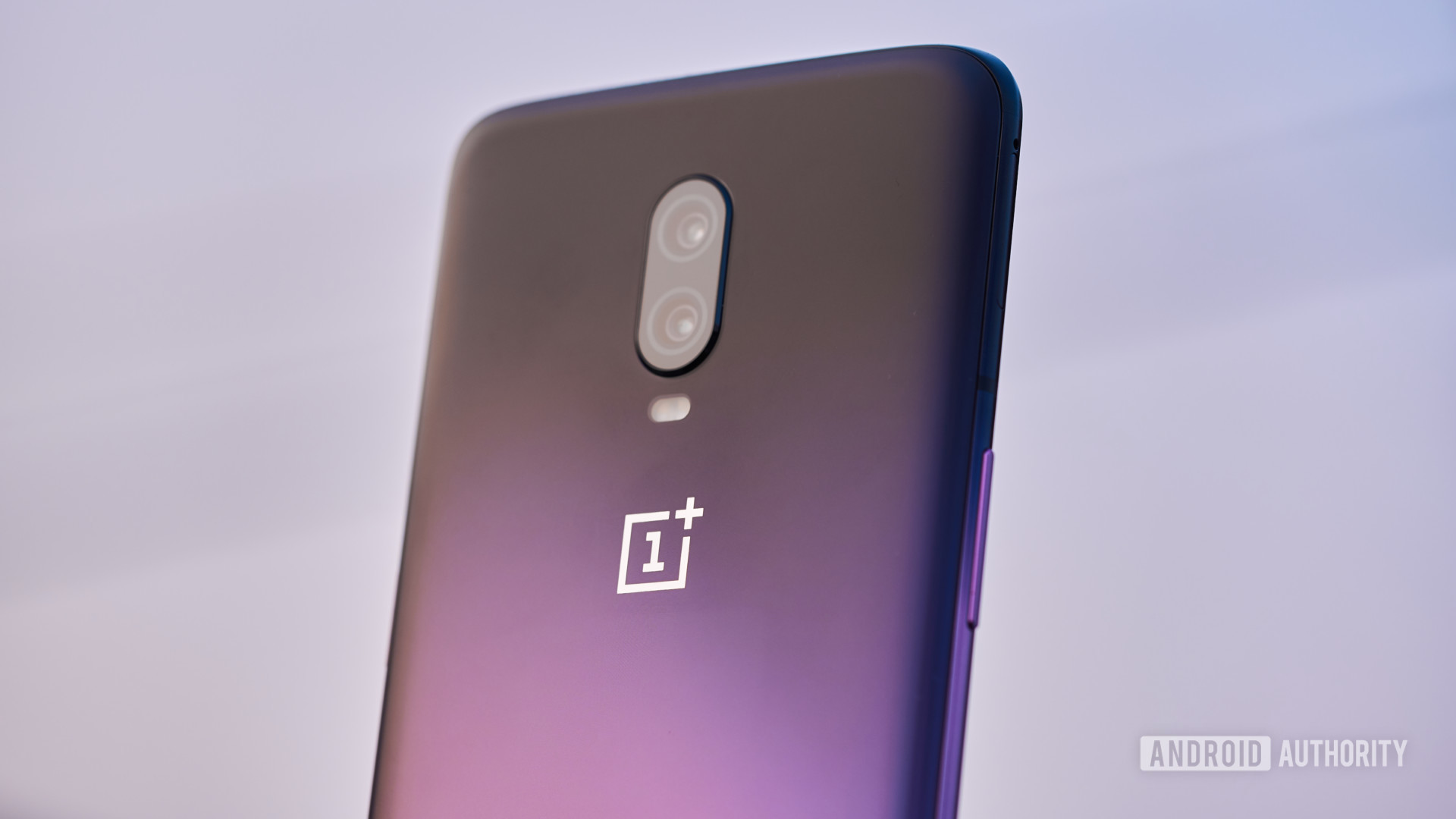 6 reasons to buy the OnePlus 6T, and 6 