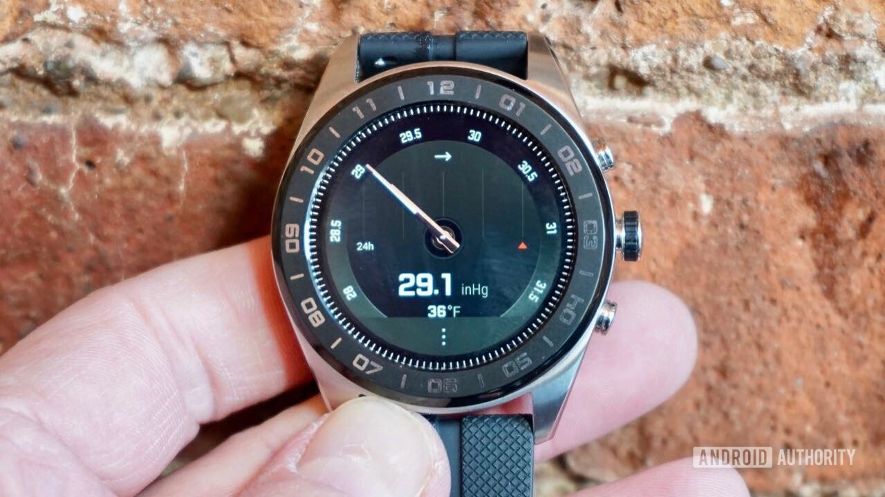 LG W7 smartwatch review apps