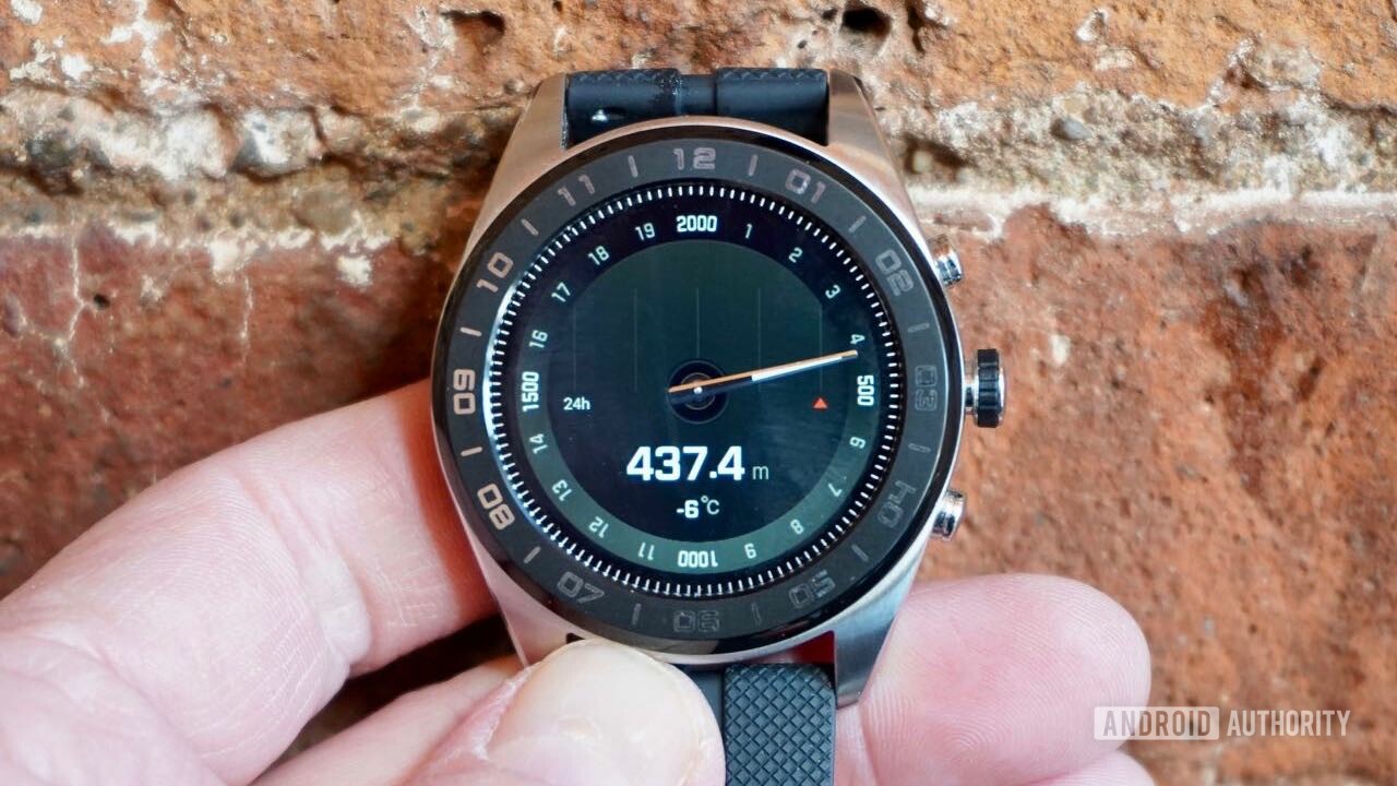 LG W7 smartwatch review altitude