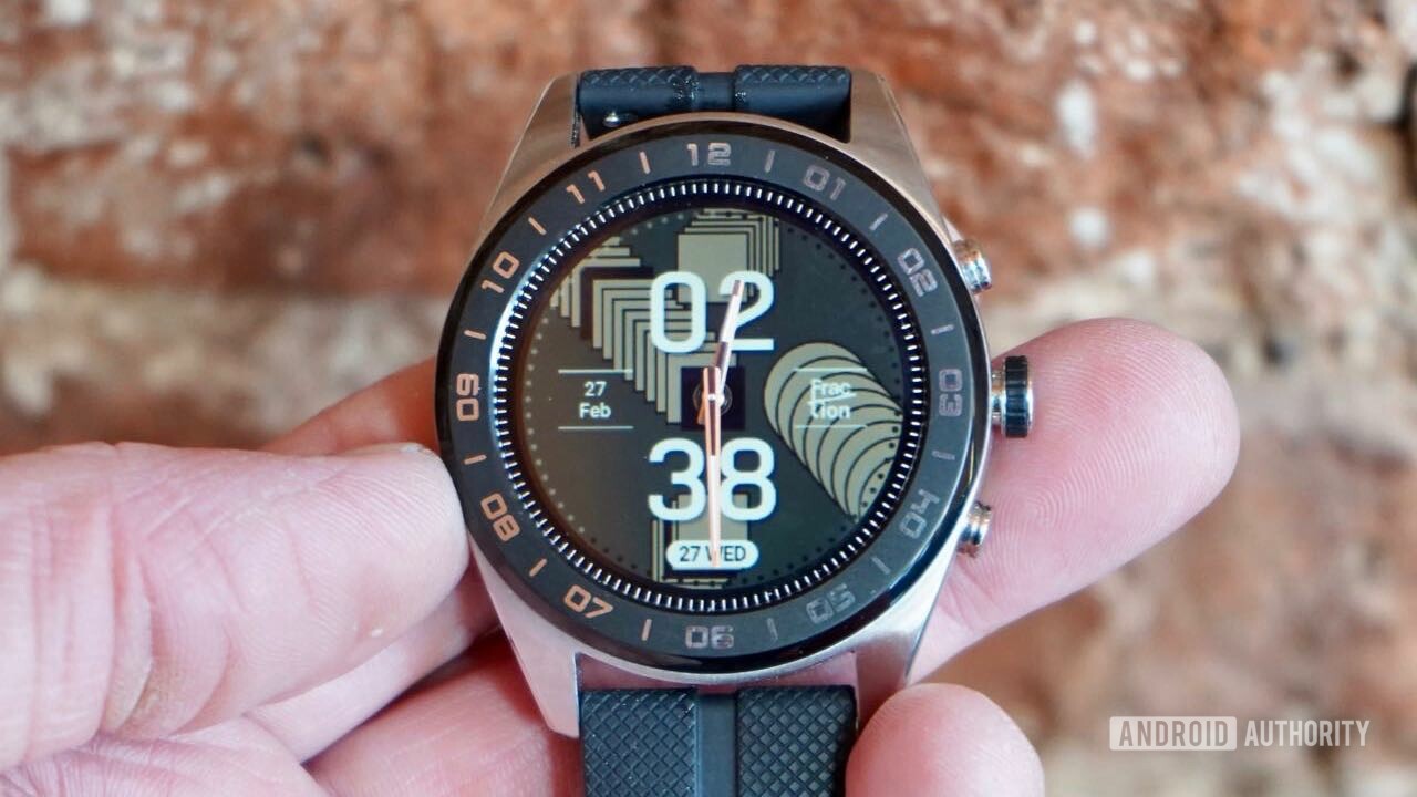 LG W7 smartwatch review digital display