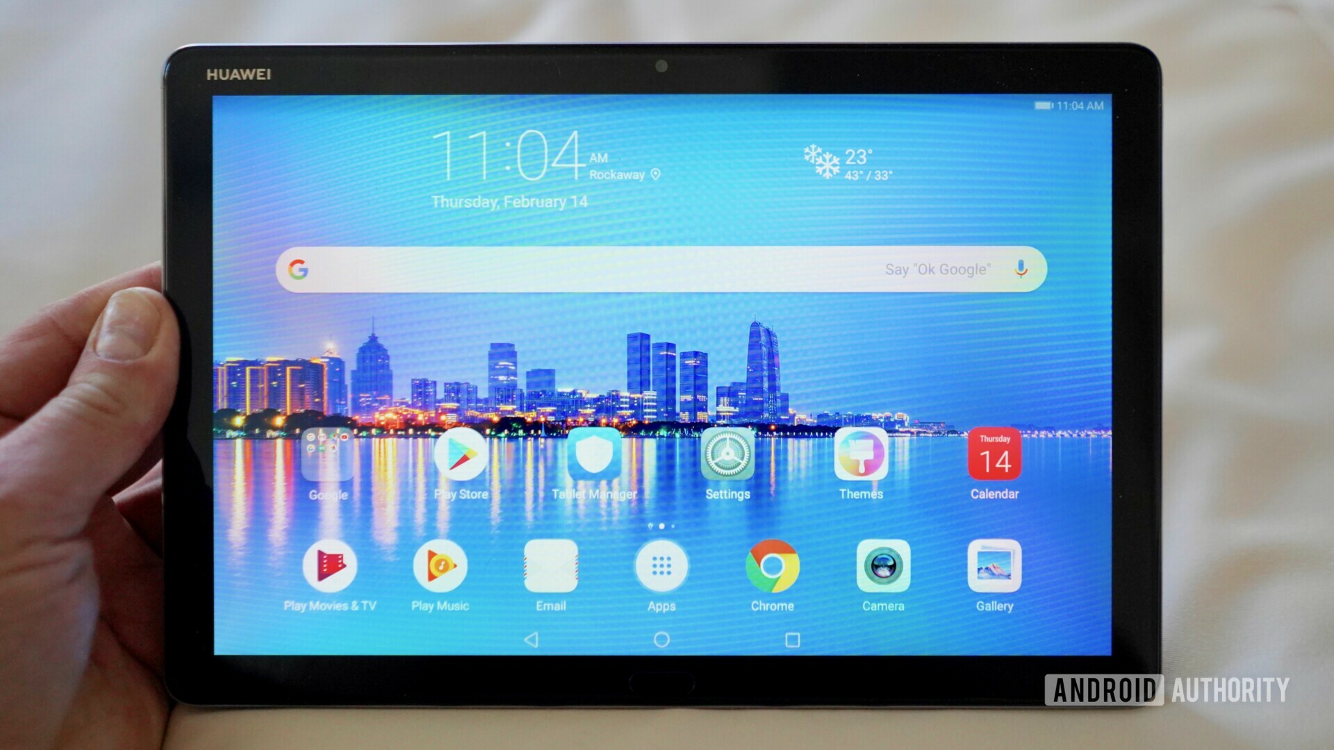 homescreen of Huawei MediaPad M5 Lite review unit