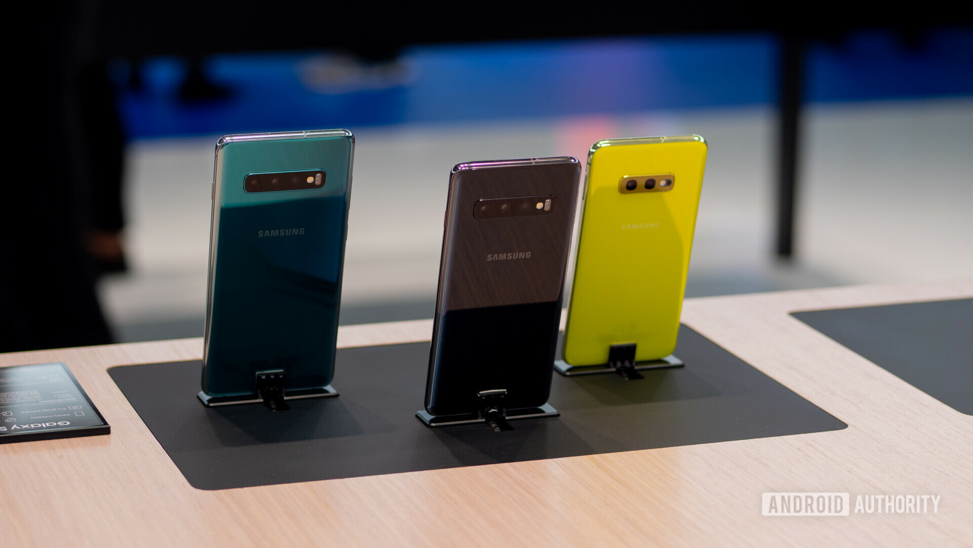 Samsung Galaxy S10e Colors