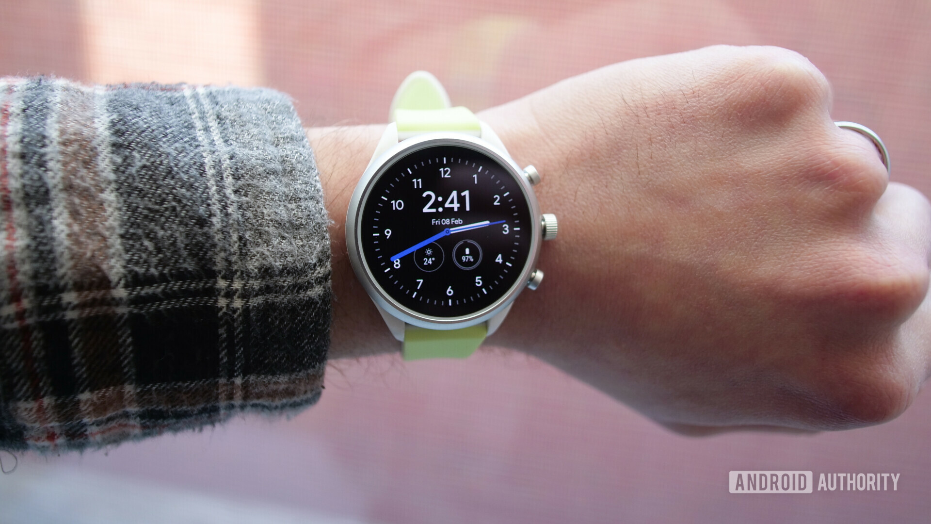 fossil sport smartwatch features