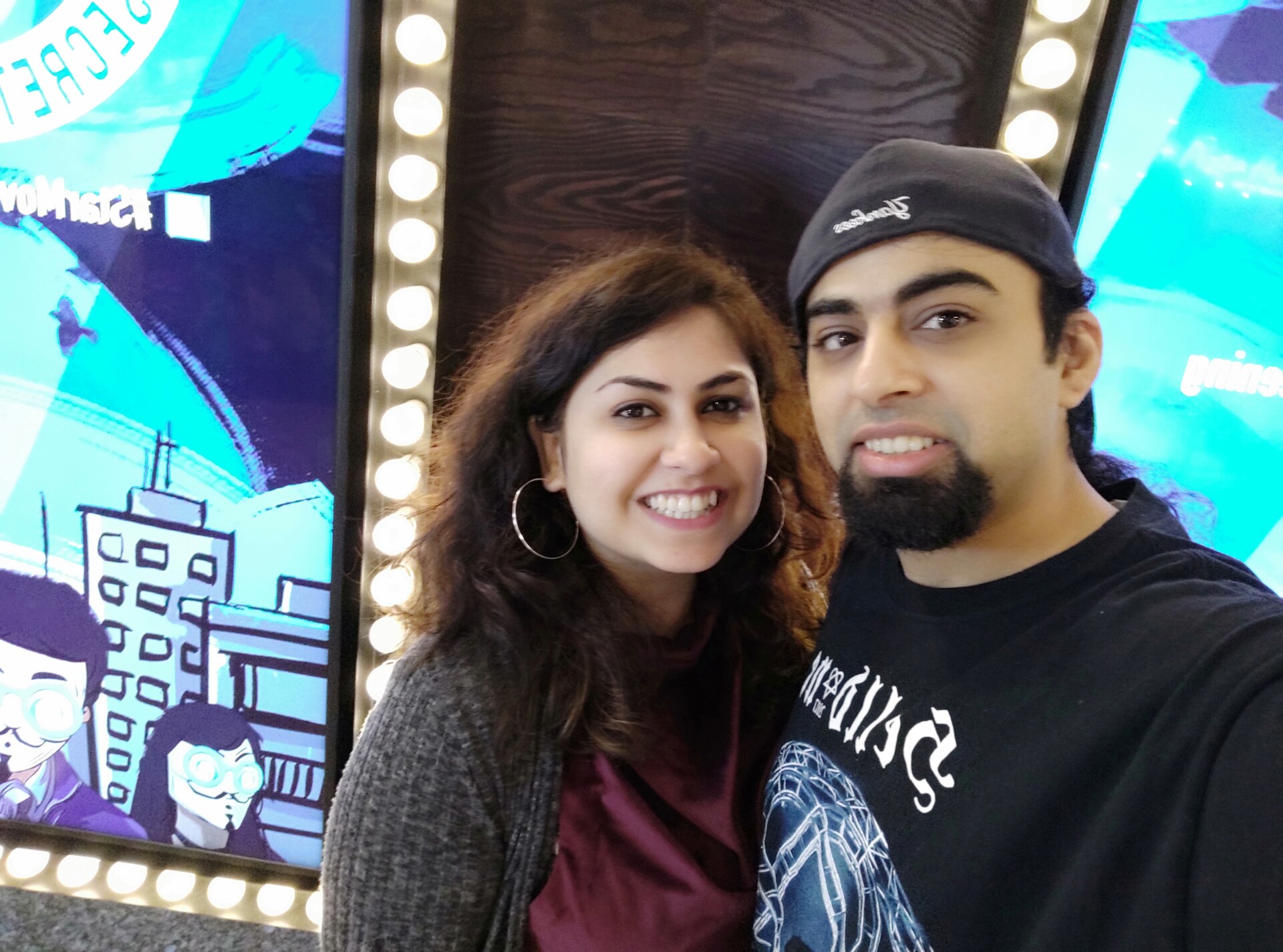 Indoor selfie photo sample from the Redmi Note 7 Pro.