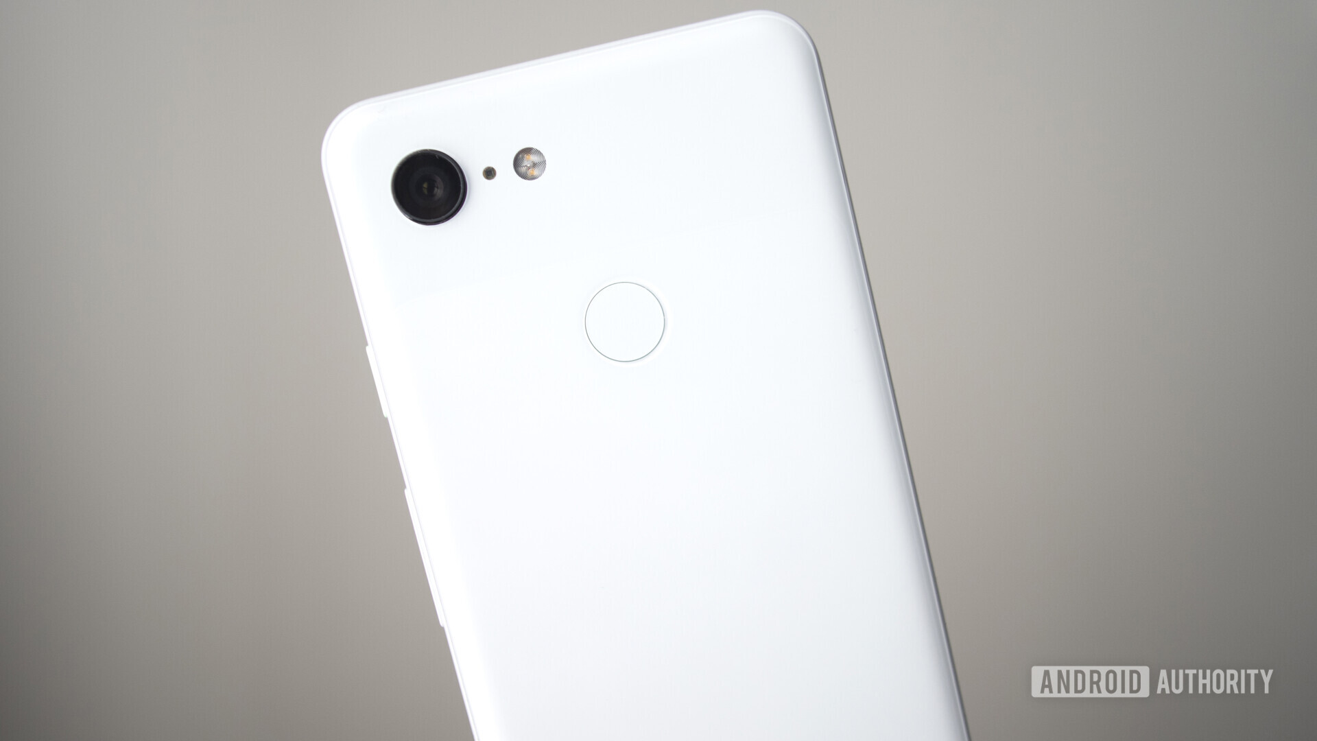 google pixel 3 trasera cámara claramente blanca sensor de huellas dactilares