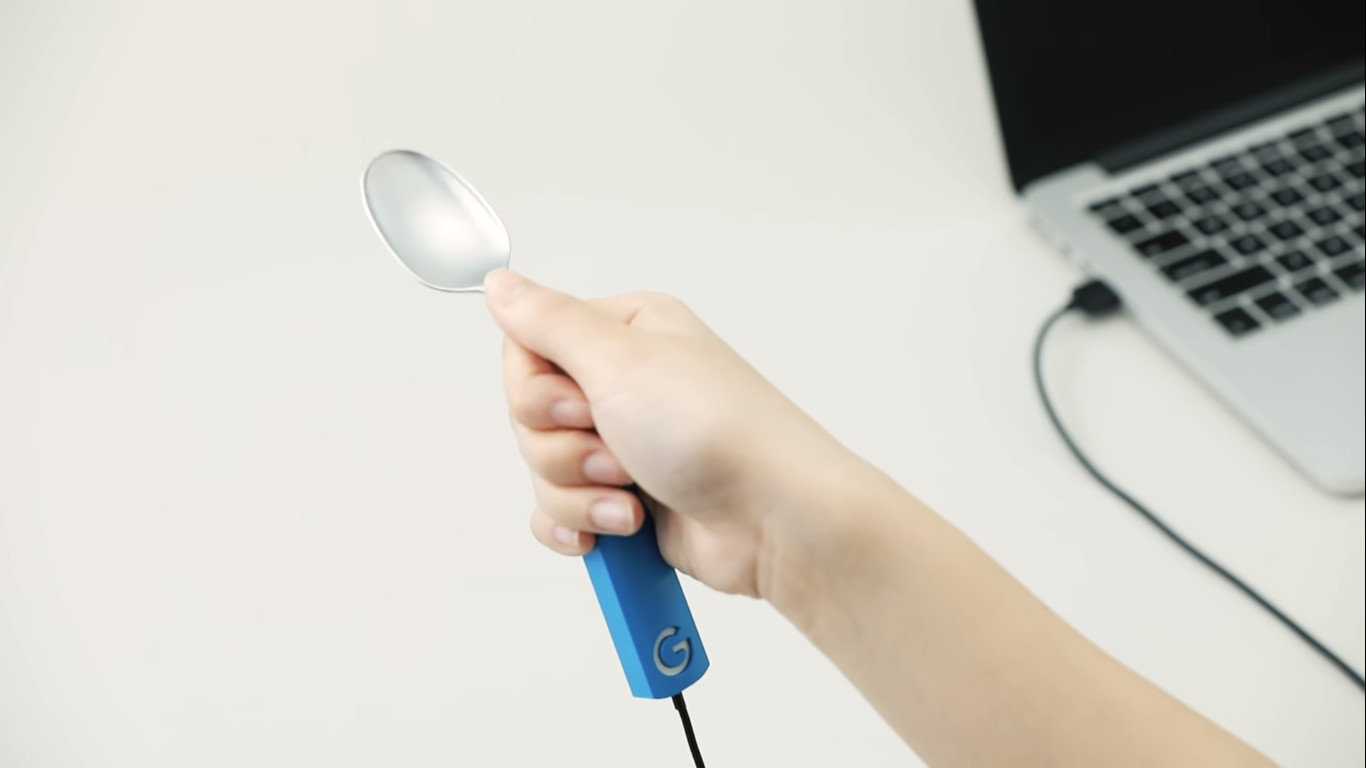 Google Japan brought spoon bending to Gboard.