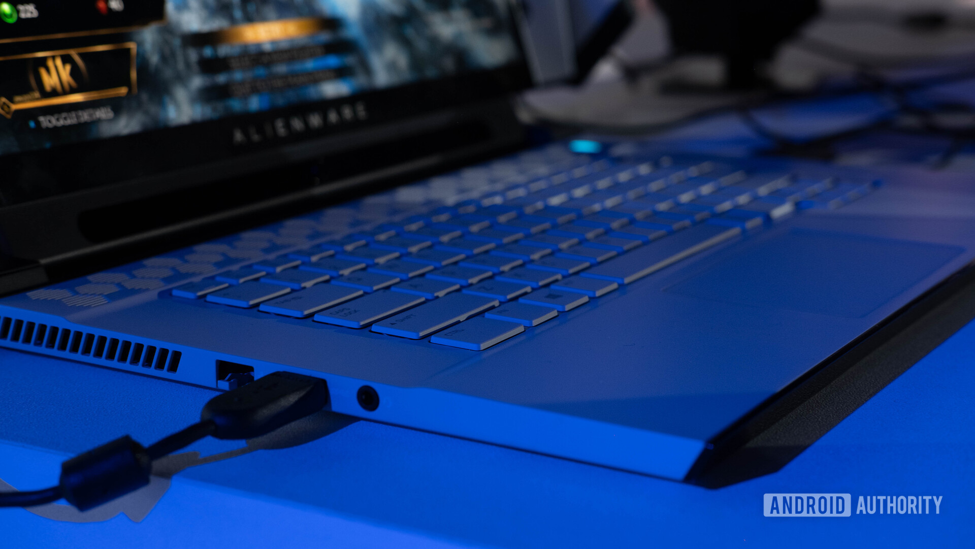 Dell Alienware m15 2019 - keyboard
