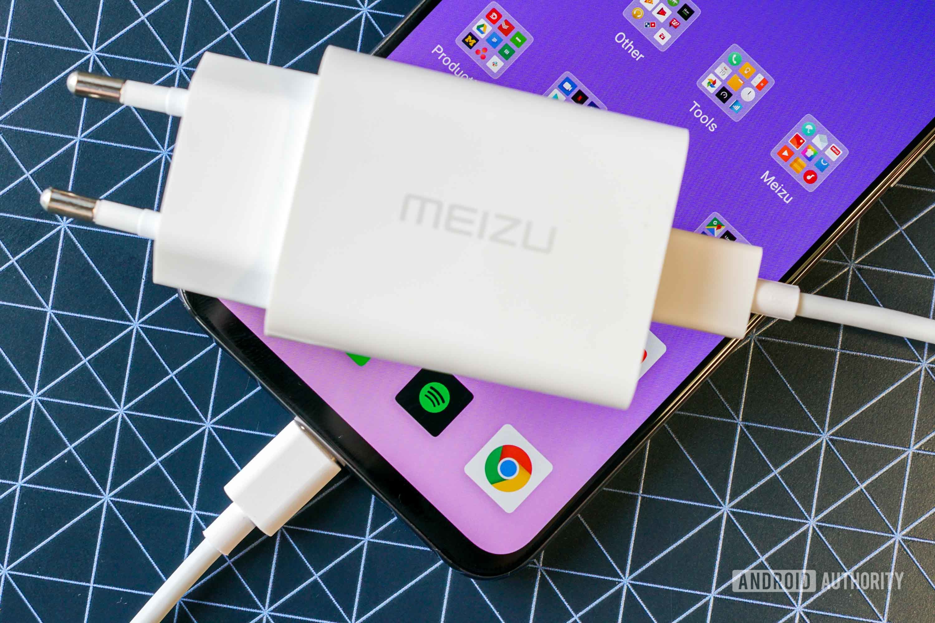 Meizu 16s and its mCharge fast charger