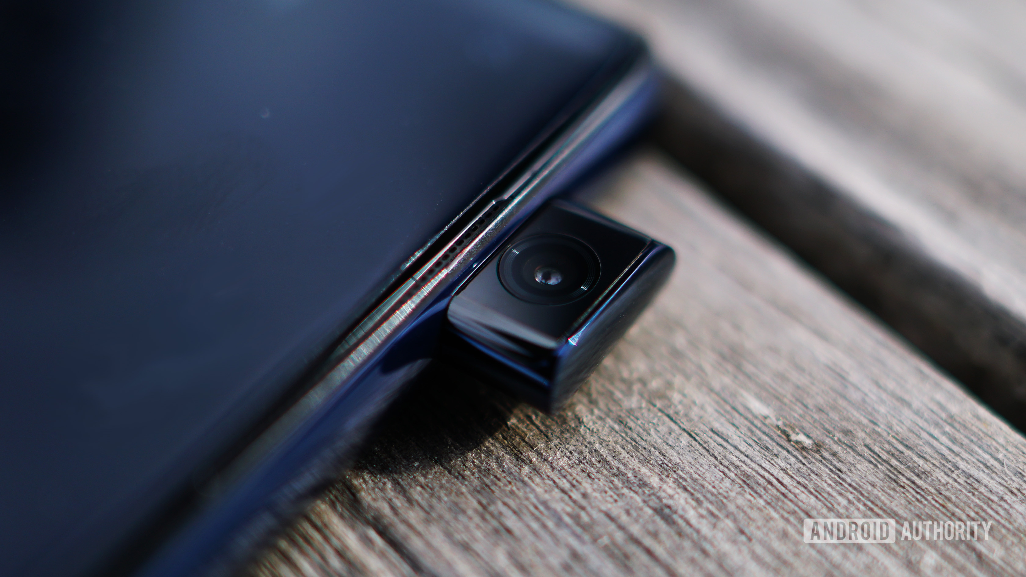 OnePlus 7 Pro camera closeup