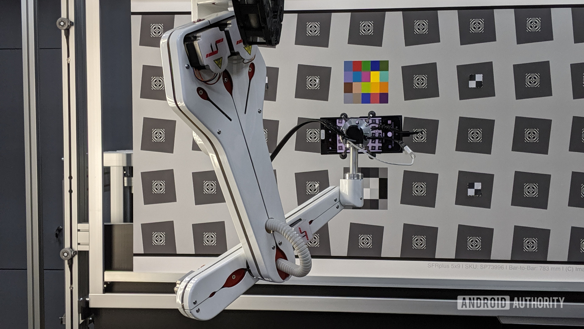 OnePlus Camera Lab - robot arm used to simulate multiple scenarios