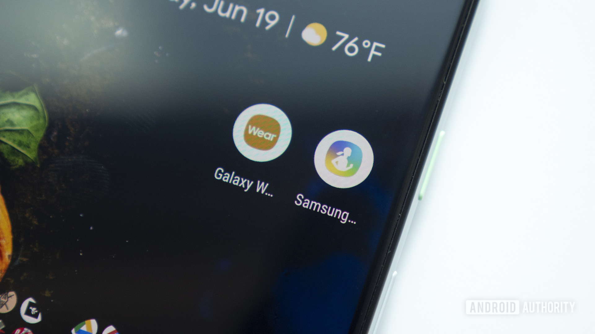 samsung health and galaxy wearable apps on google pixel 3