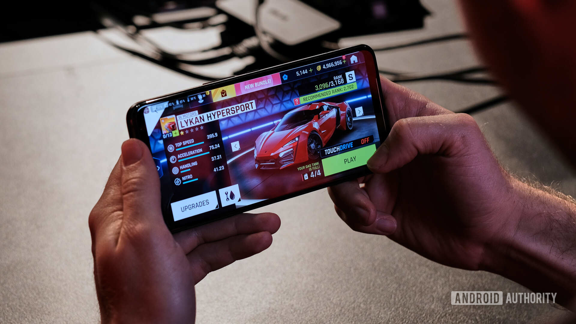 Asus ROG Phone 2 Gaming fo screen at angle