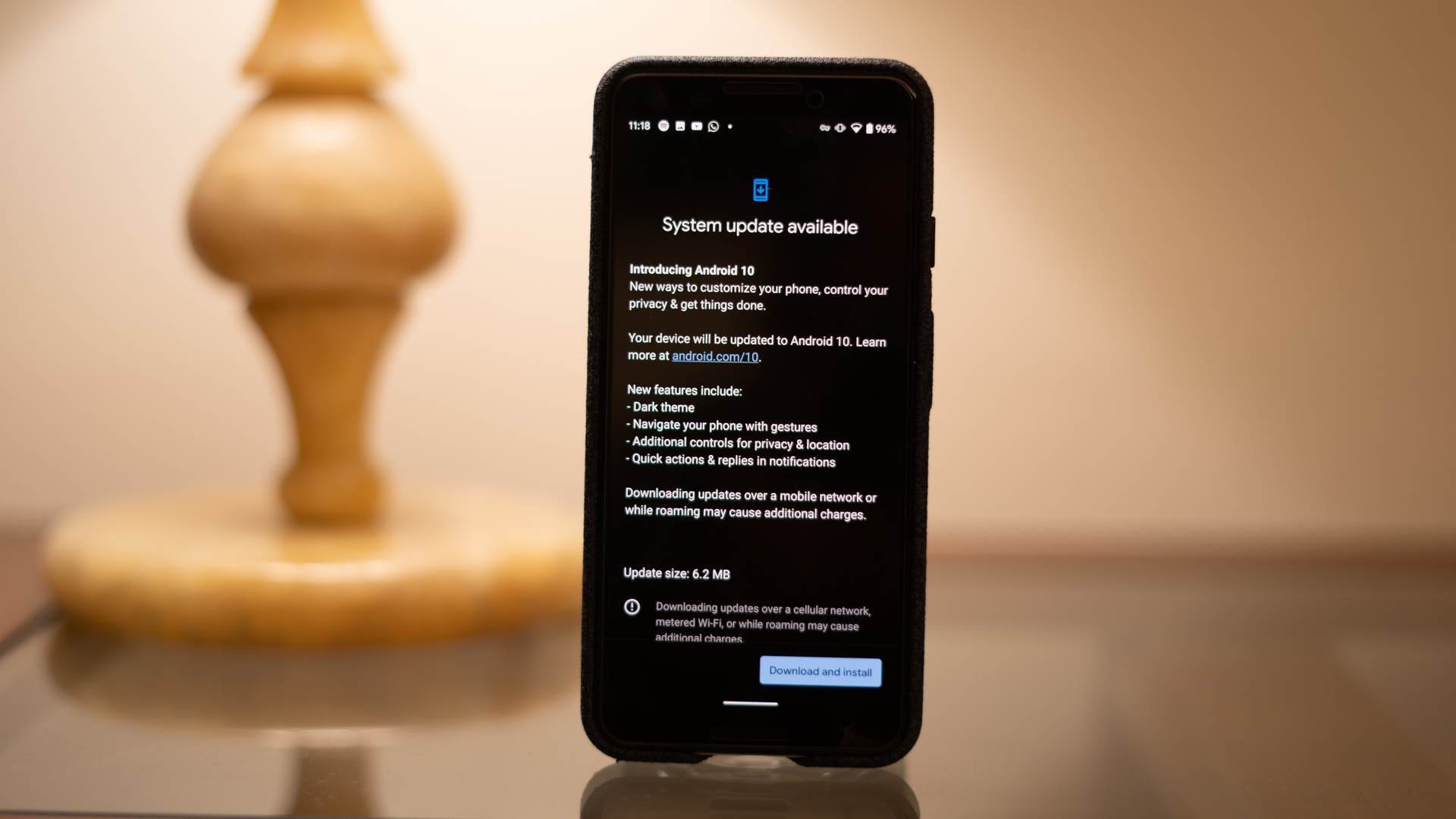 Mise à jour Android 10 sur l'écran du téléphone