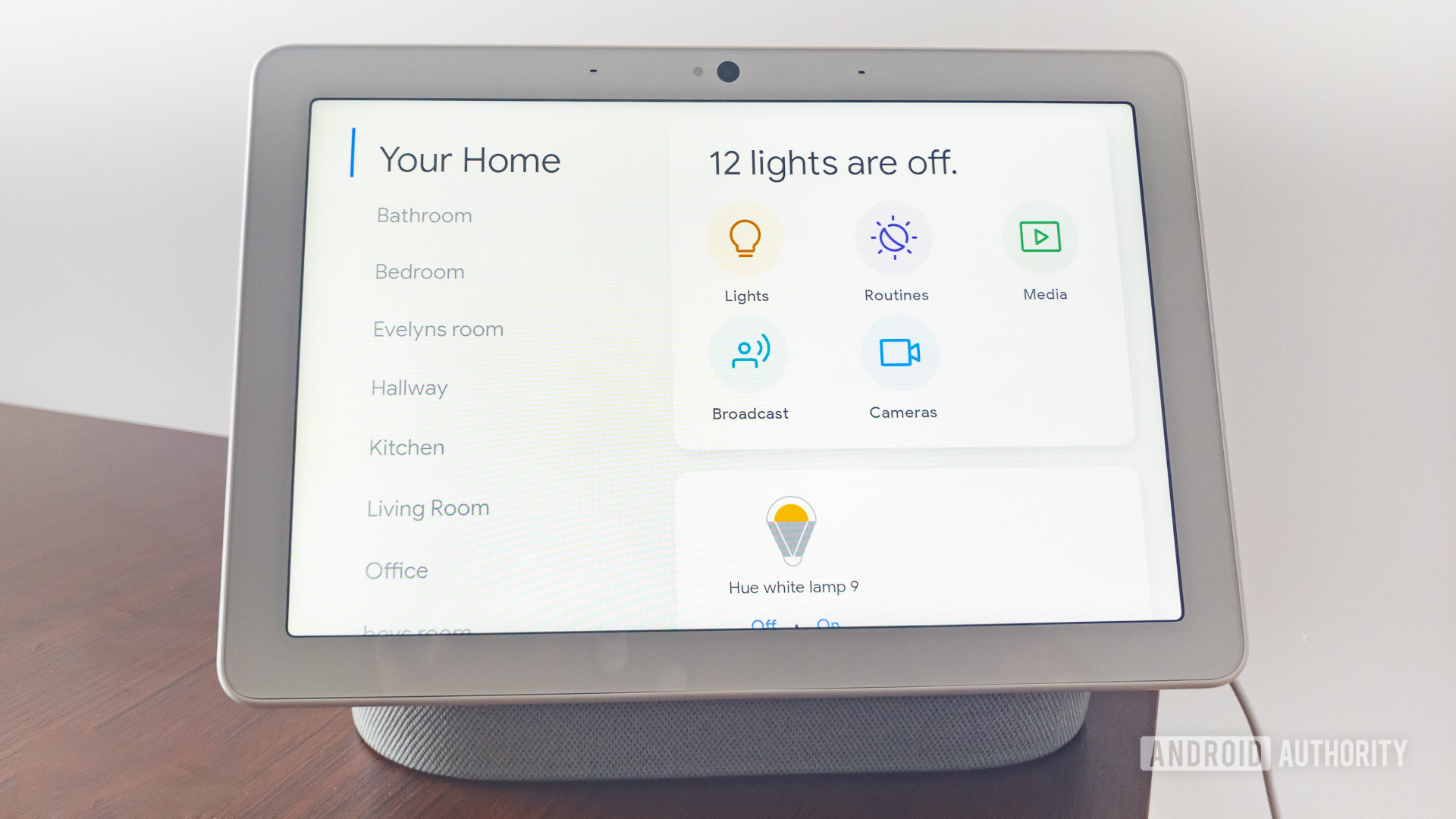 Google Home Hub Max smart home screen