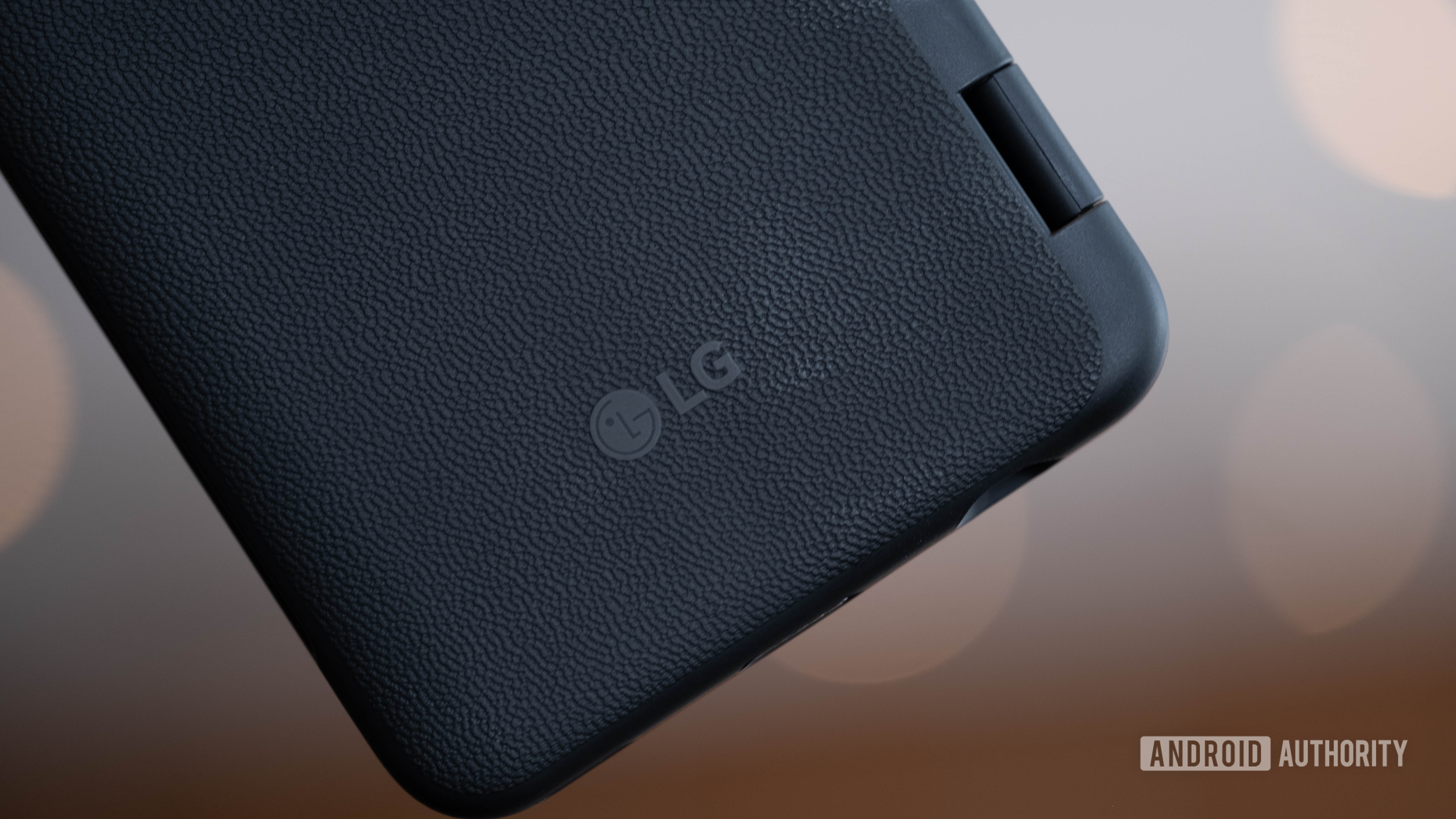 LG G8X ThinQ LG logo