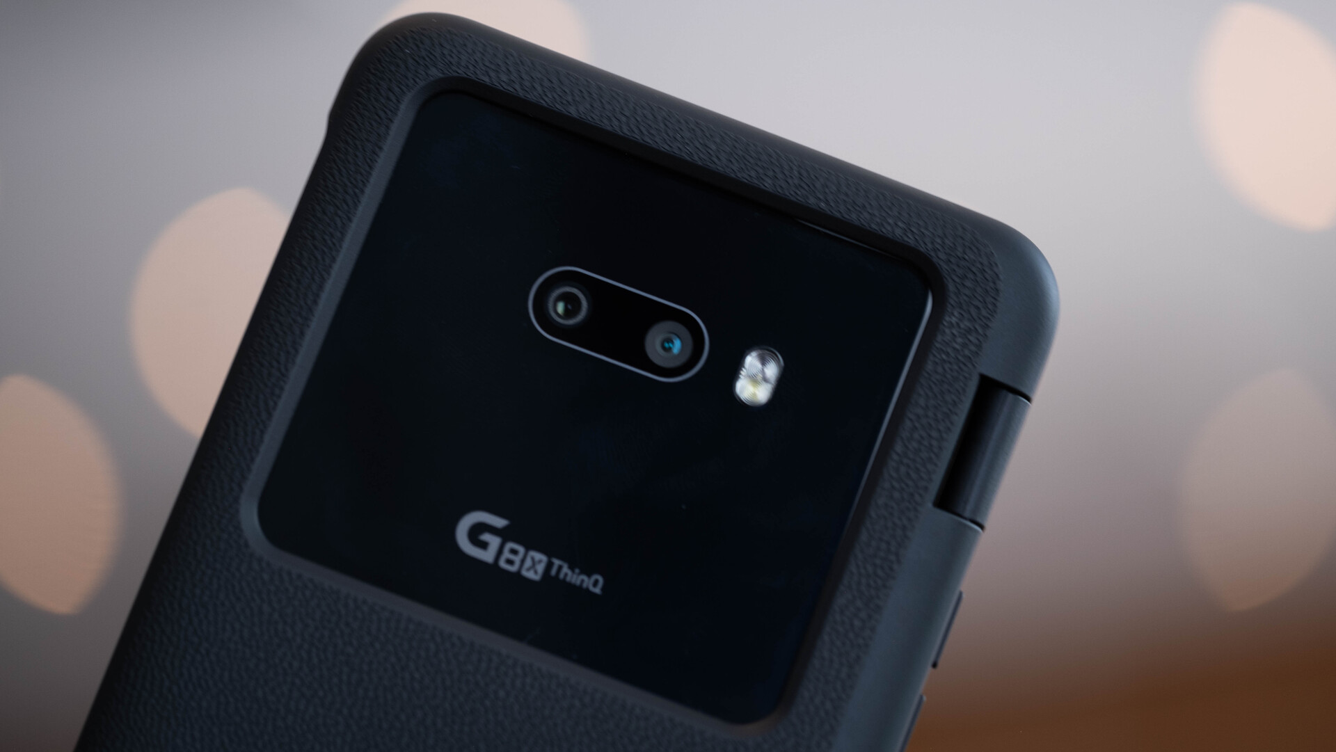 LG G8X ThinQ back cameras 1