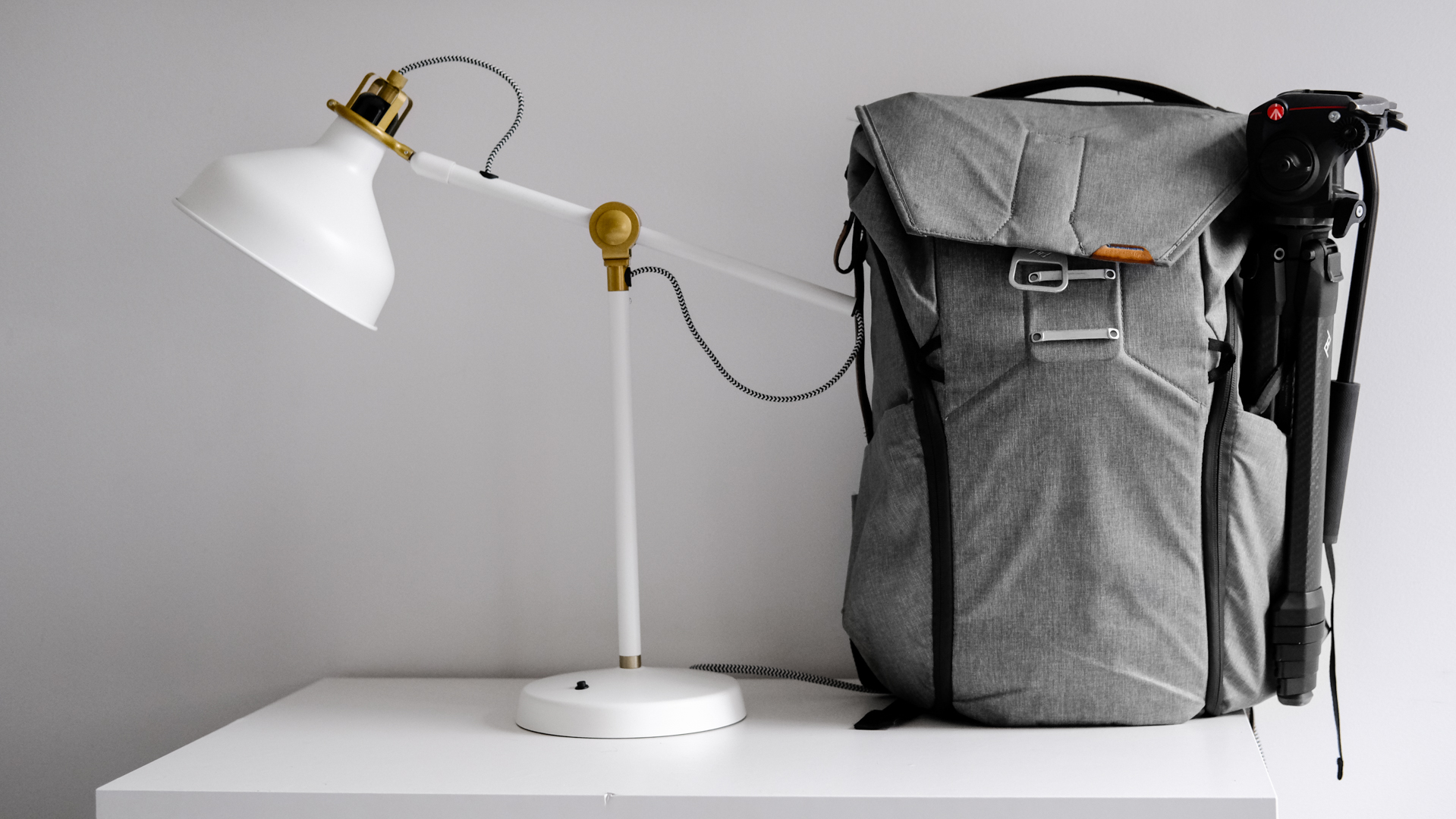Peak Design Everyday Backpack 30L on table 1