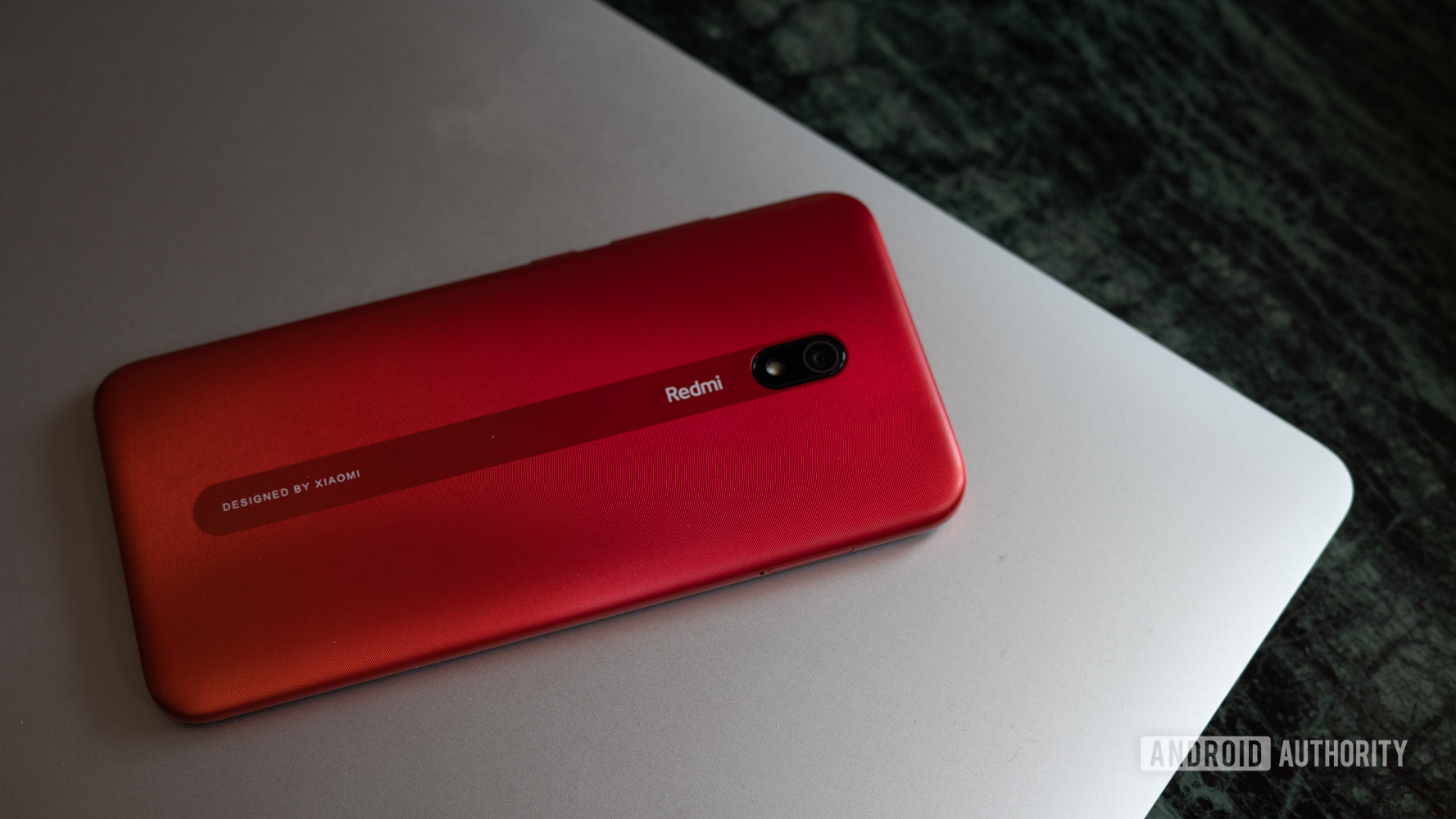 Redmi 8A rear panel with wave pattern