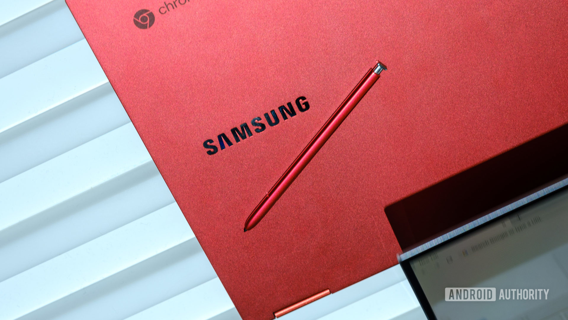 Samsung Galaxy Chromebook com caneta