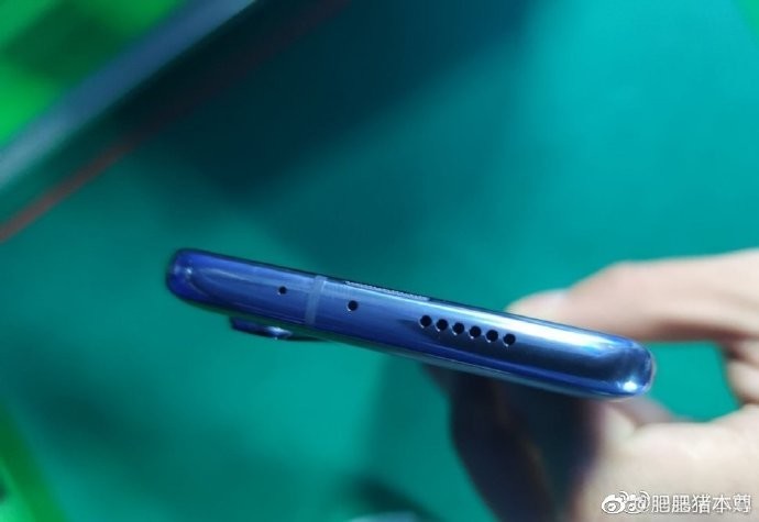 Xiaomi Mi Note 10 Pro 5G leak top