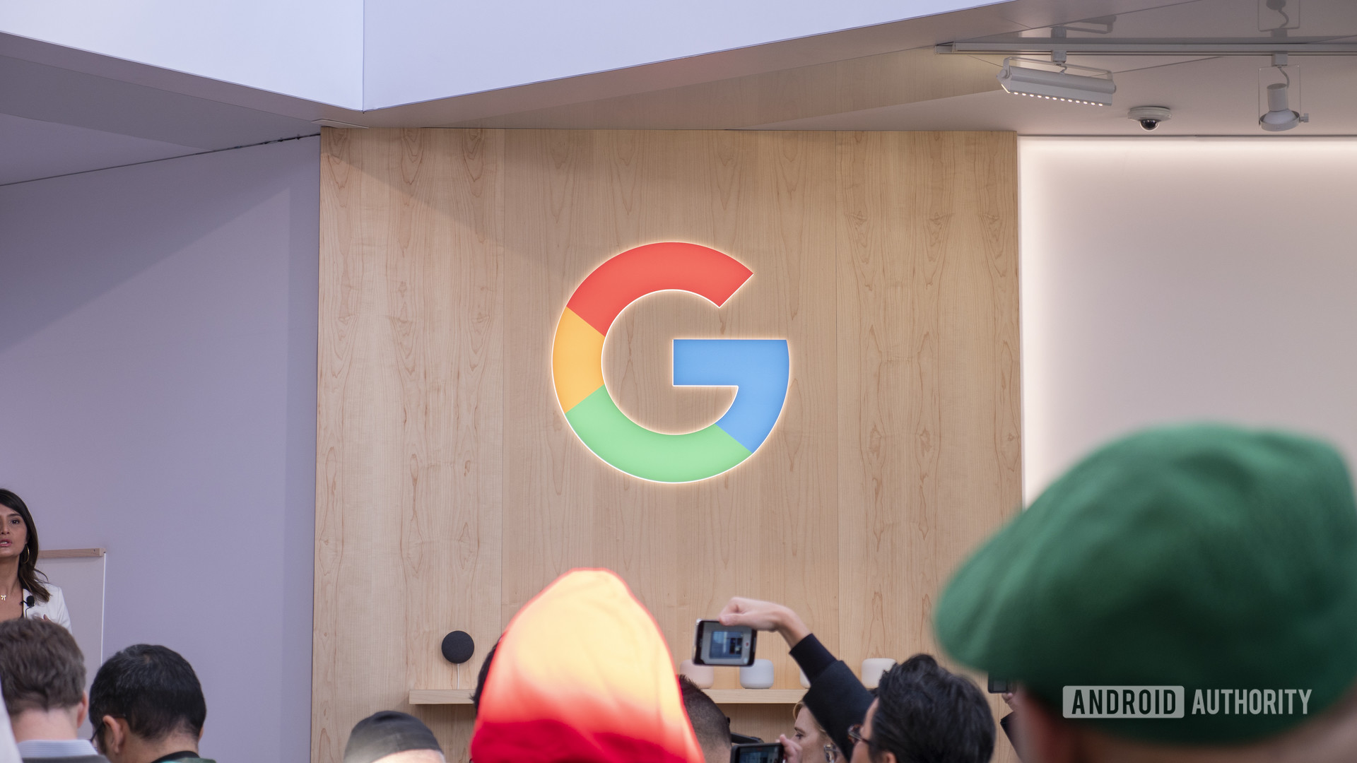 google logo G at ces 20202