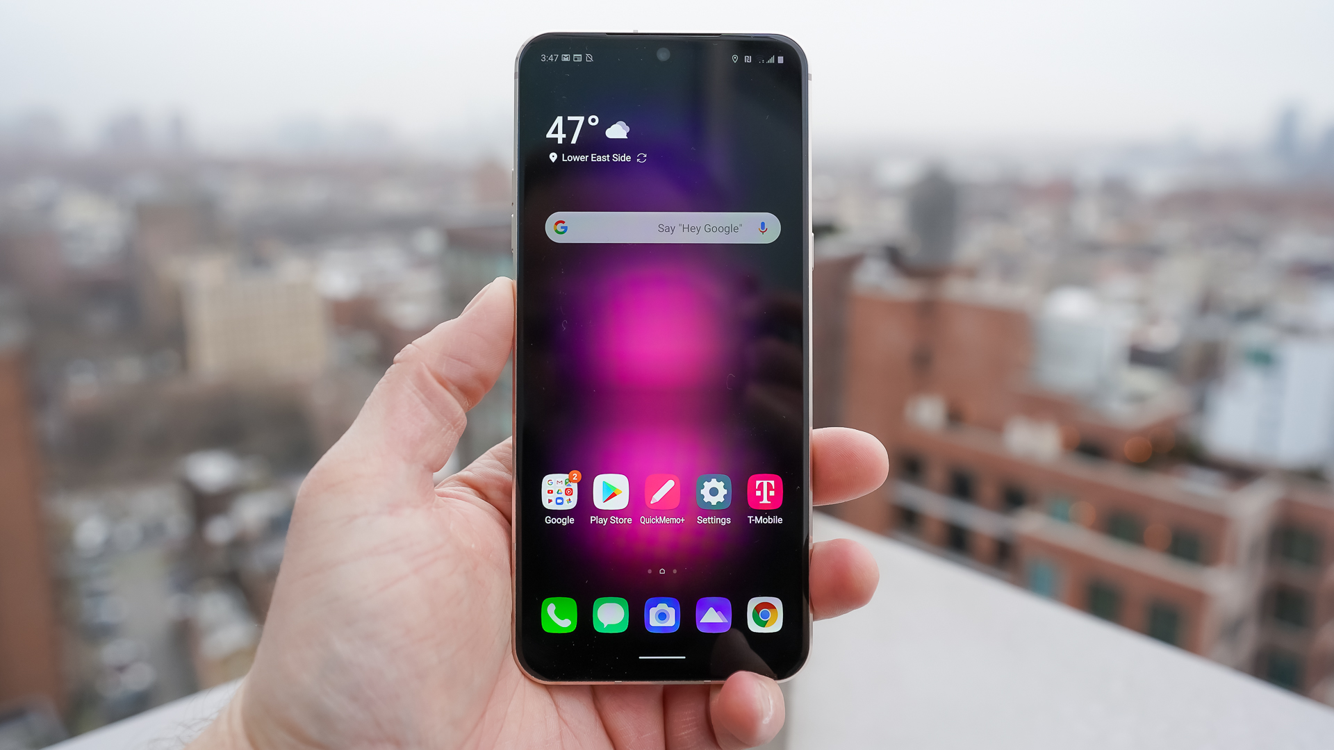 LG V60 ThinQ 5G front surface
