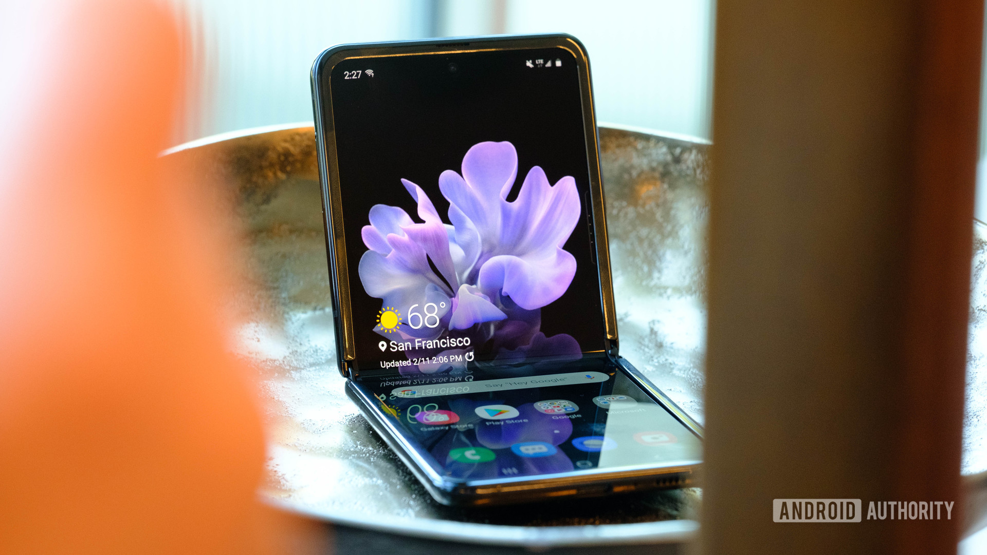 Samsung thinks it can go beyond the Galaxy Fold and Galaxy Z Flip, offering a foldable device that folds several times.