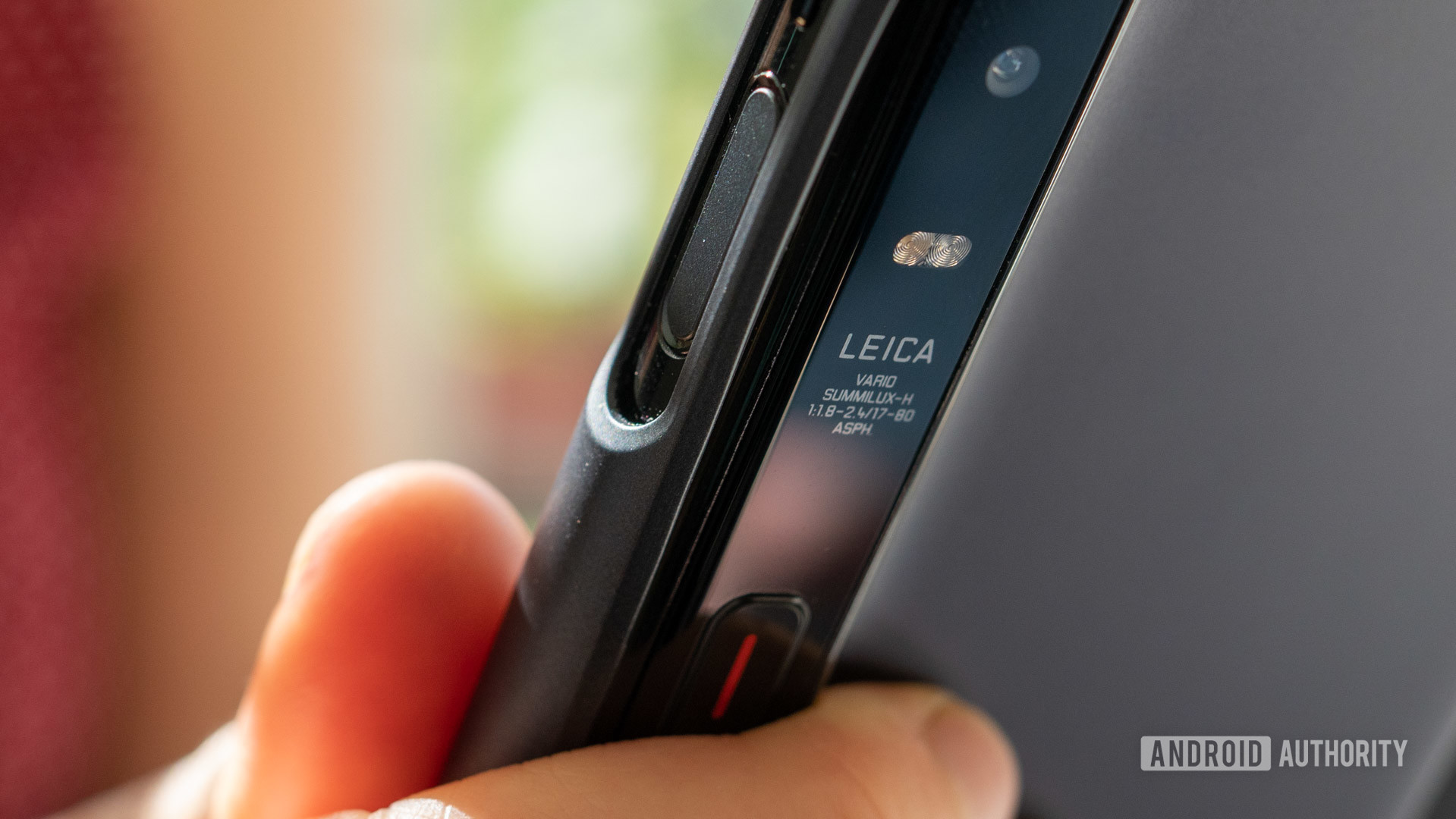 Huawei Mate Xs review Leica branding