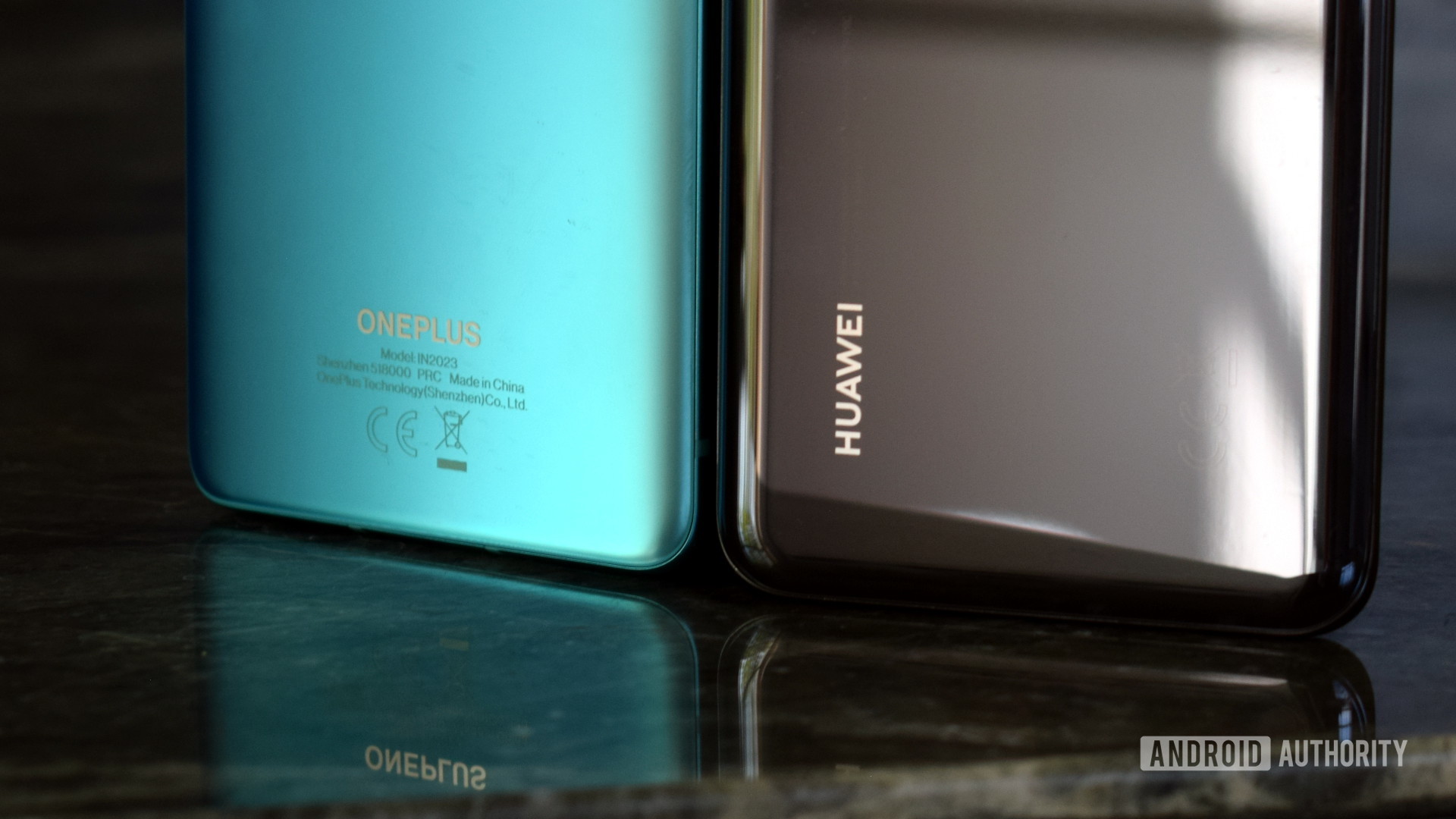 OnePlus logo vs Huawei logo