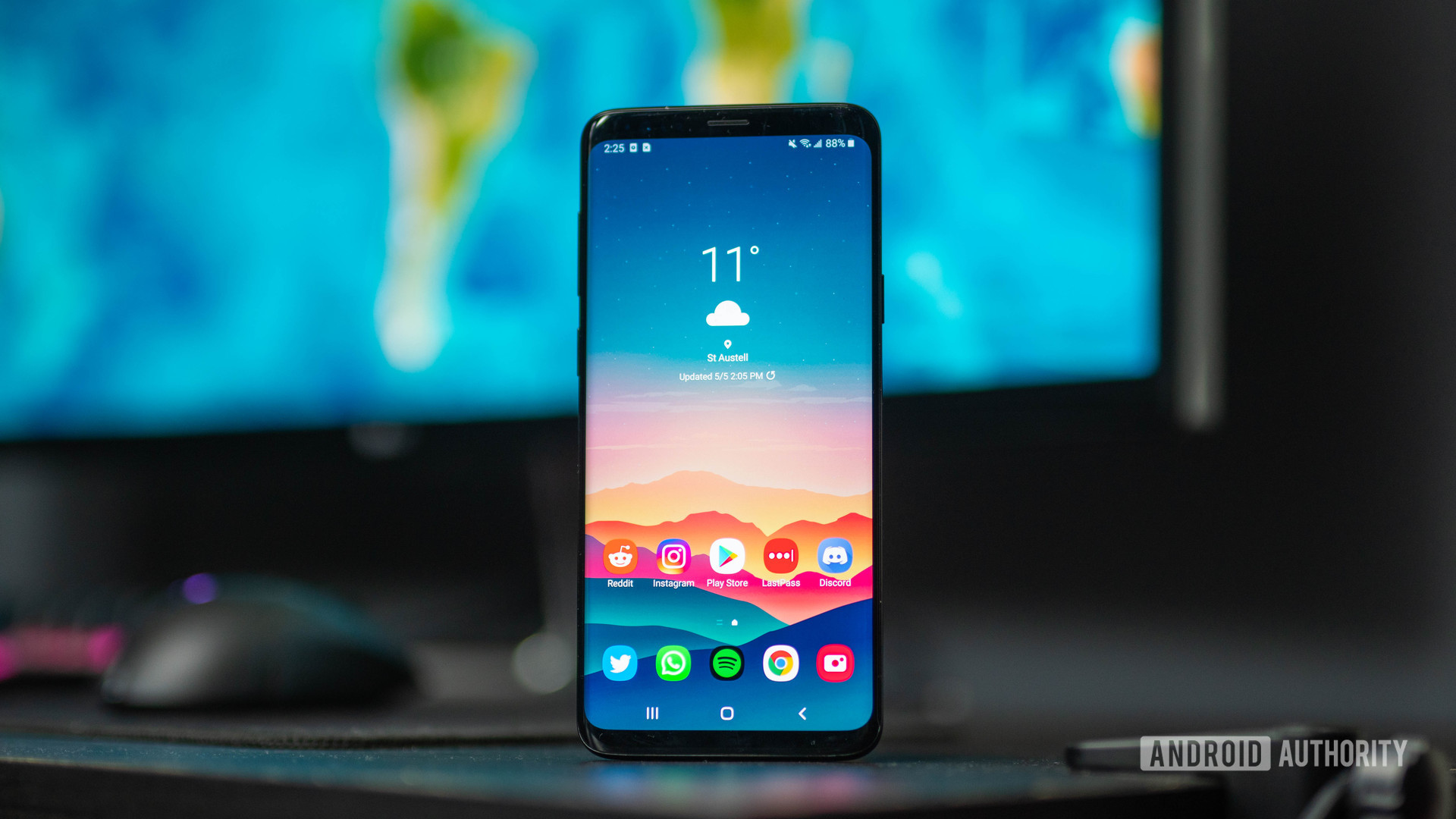 Galaxy S9 Plus Front shot of home screen