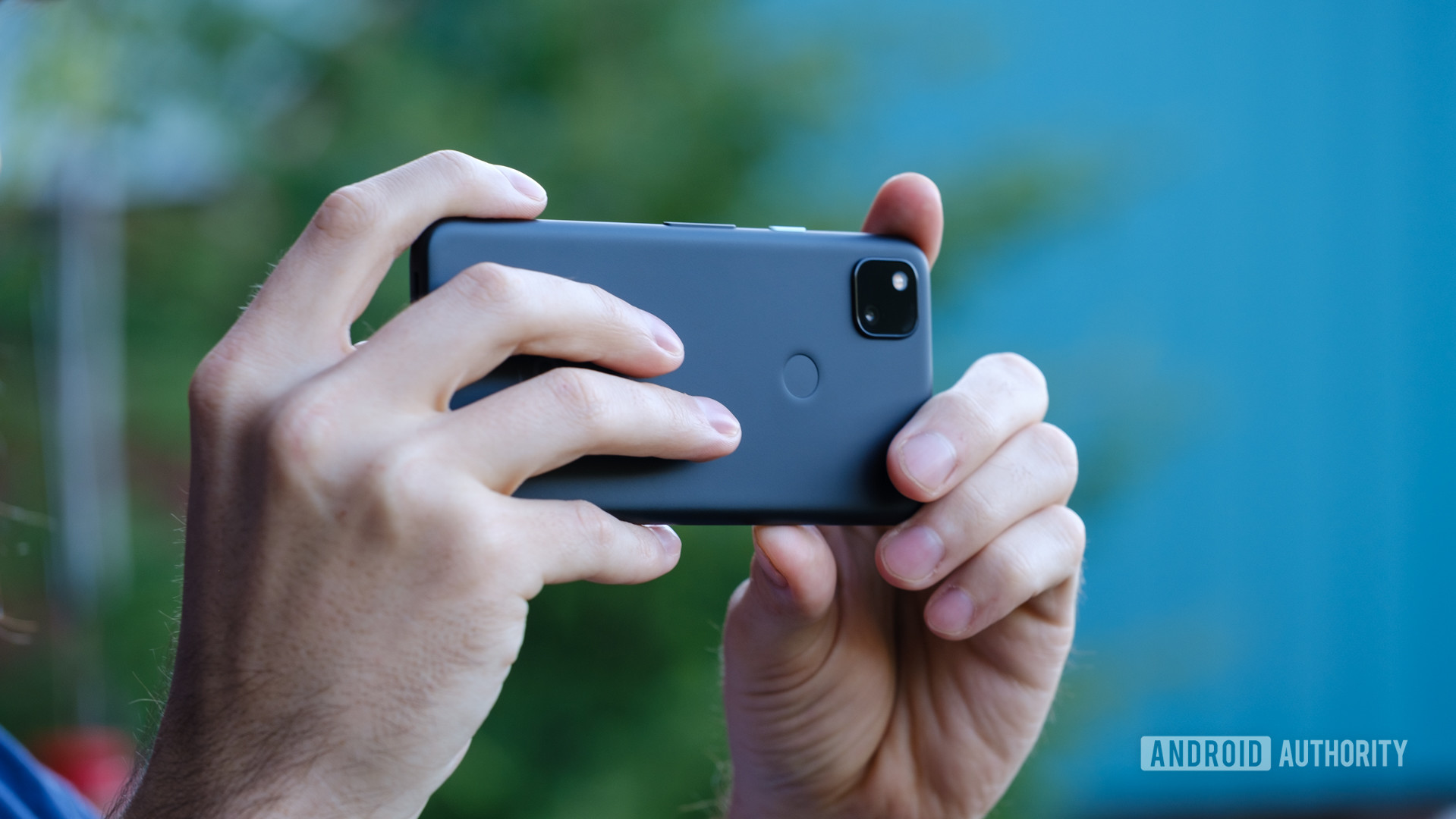 Google Pixel 4a phone under 300 in the UK