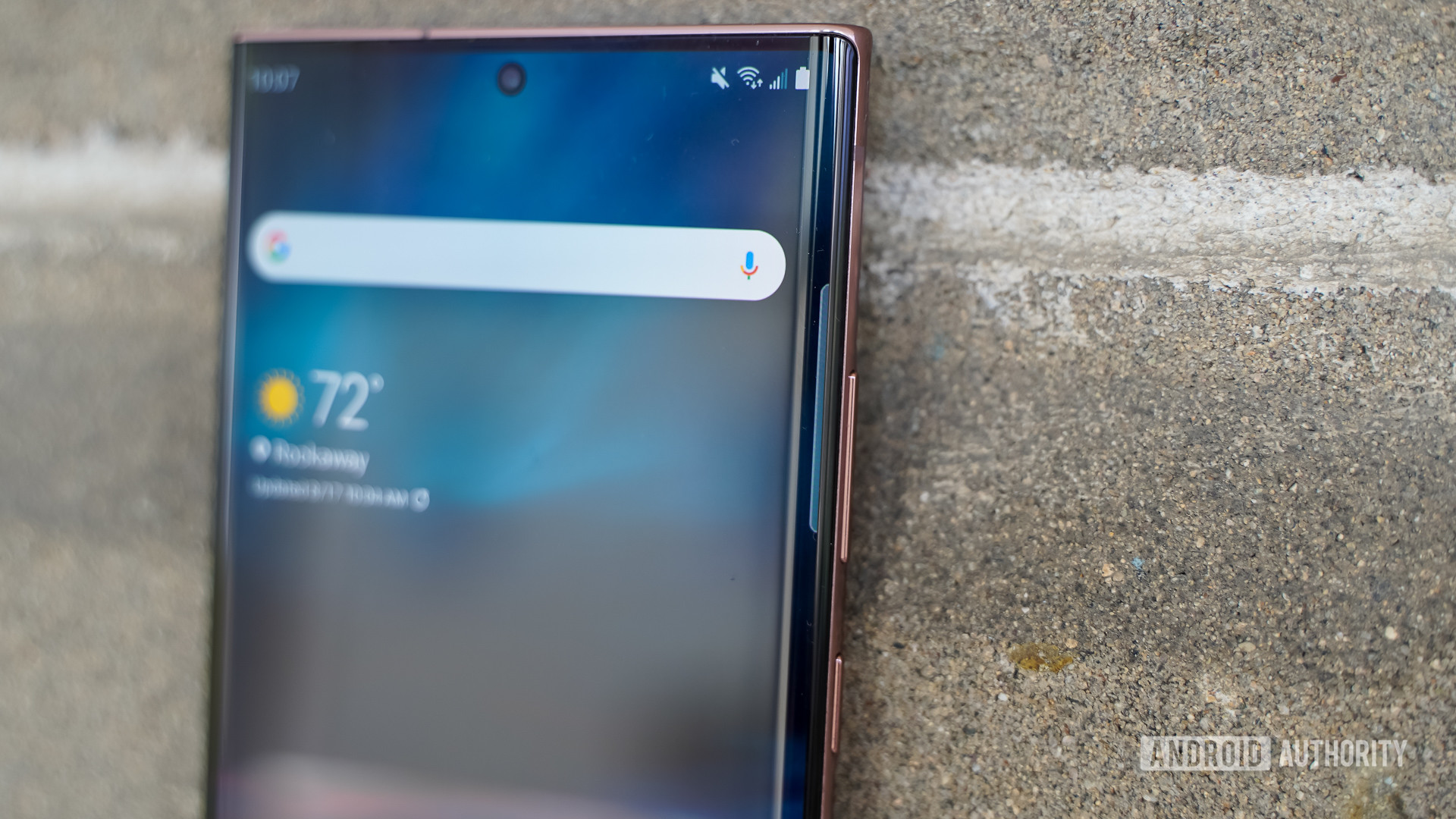Samsung Galaxy Note 20 Ultra side profile