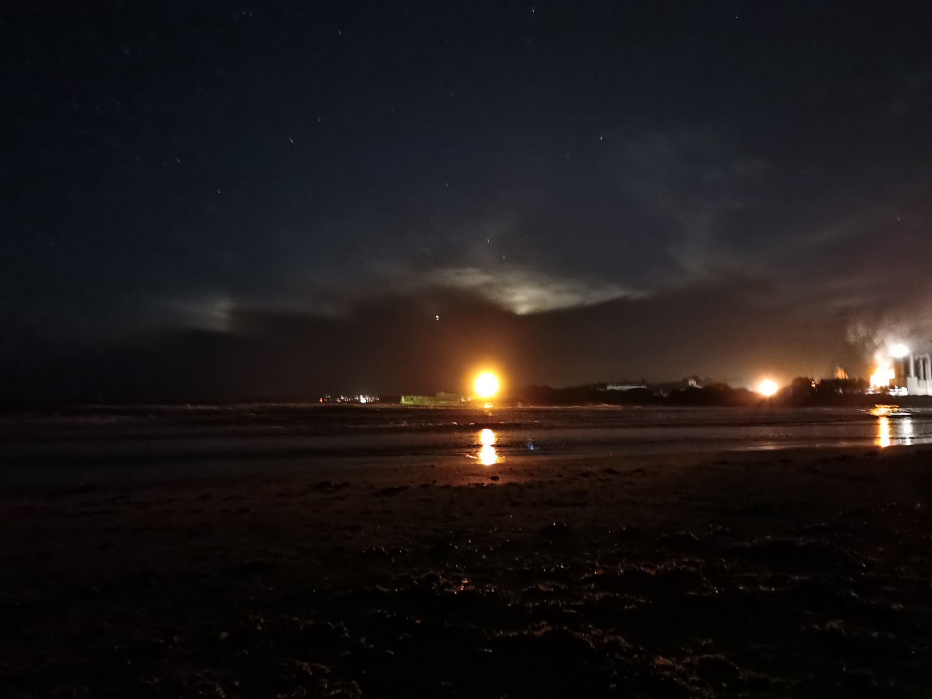 Huawei Mate 40 Pro night mode photo sample at a factory at the beach