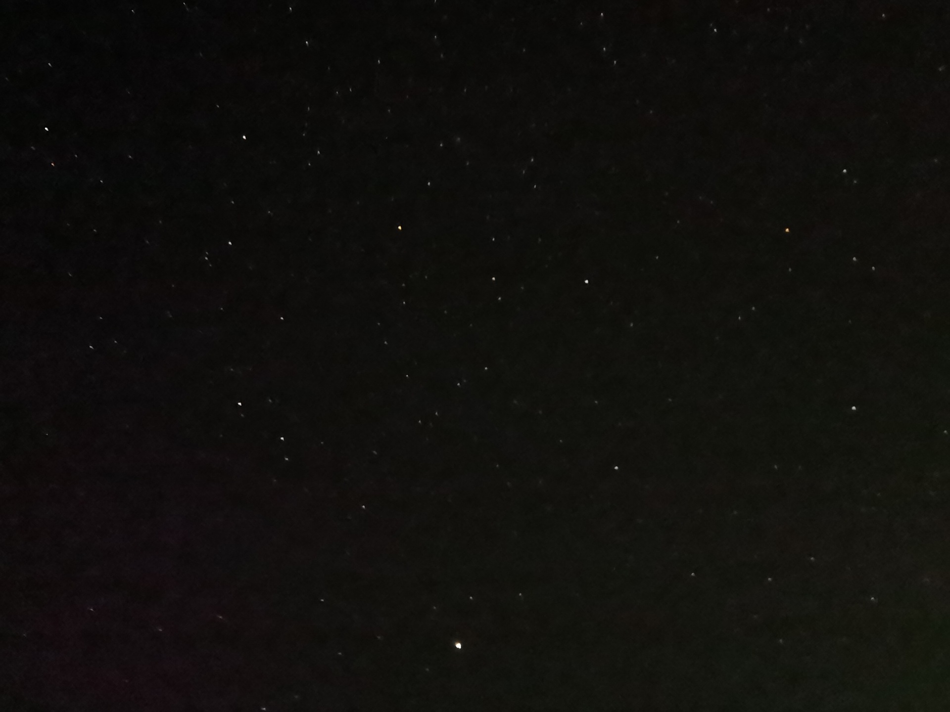Huawei Mate 40 Pro night mode photo sample of some stars
