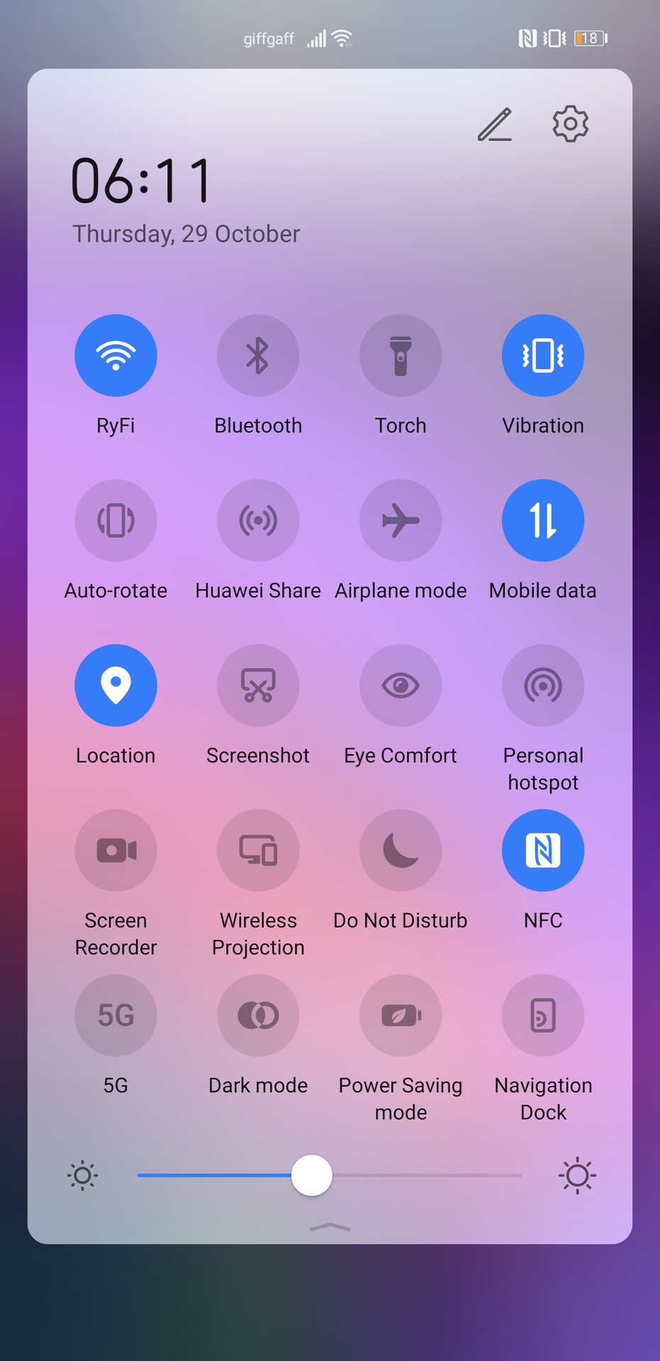 Huawei Mate 40 Pro screenshot of the quick settings shade