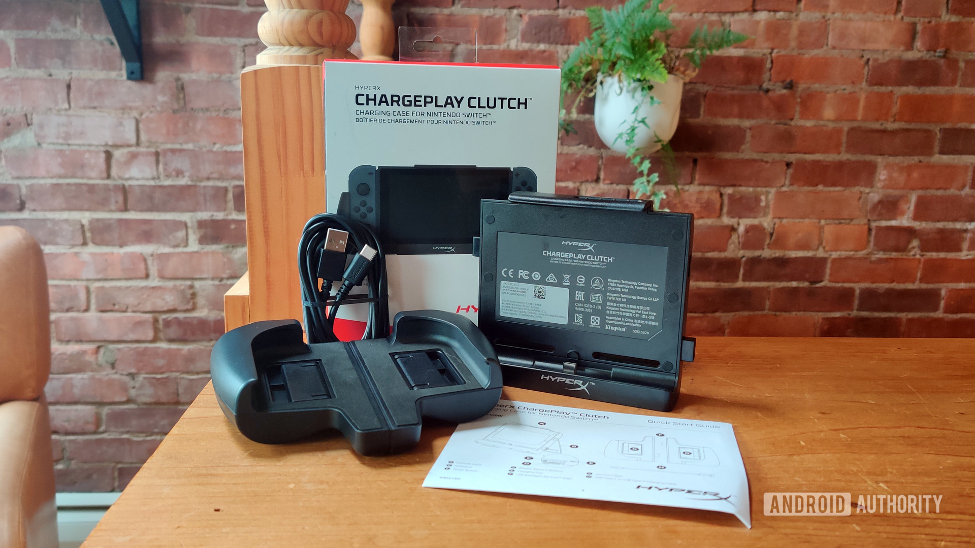 HyperX Chargeplay Clutch Review Box Contents