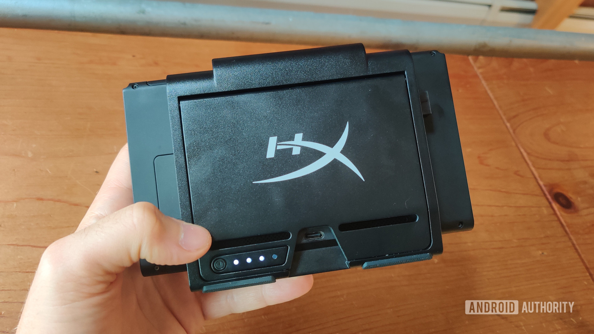 HyperX Chargeplay Clutch Review Charging Lights