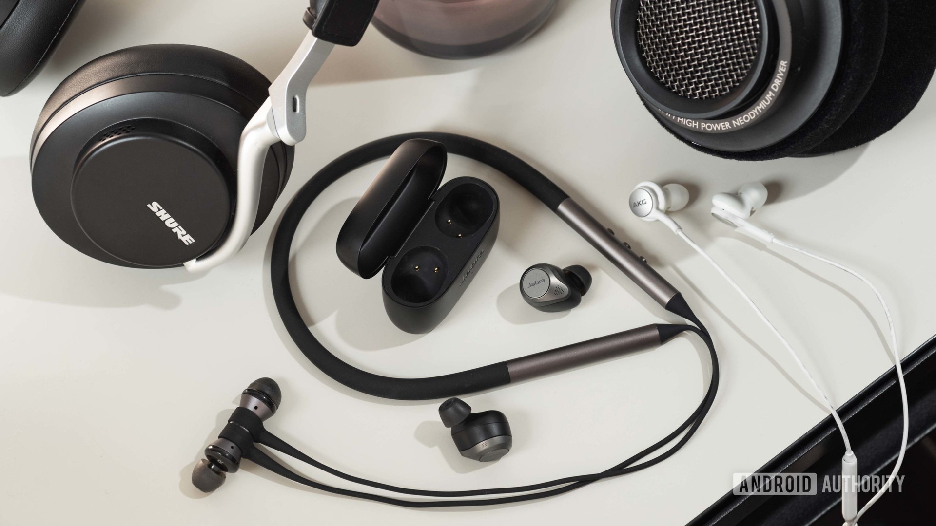 headphone buying guide over ear open back bluetooth true wireless earbuds 3